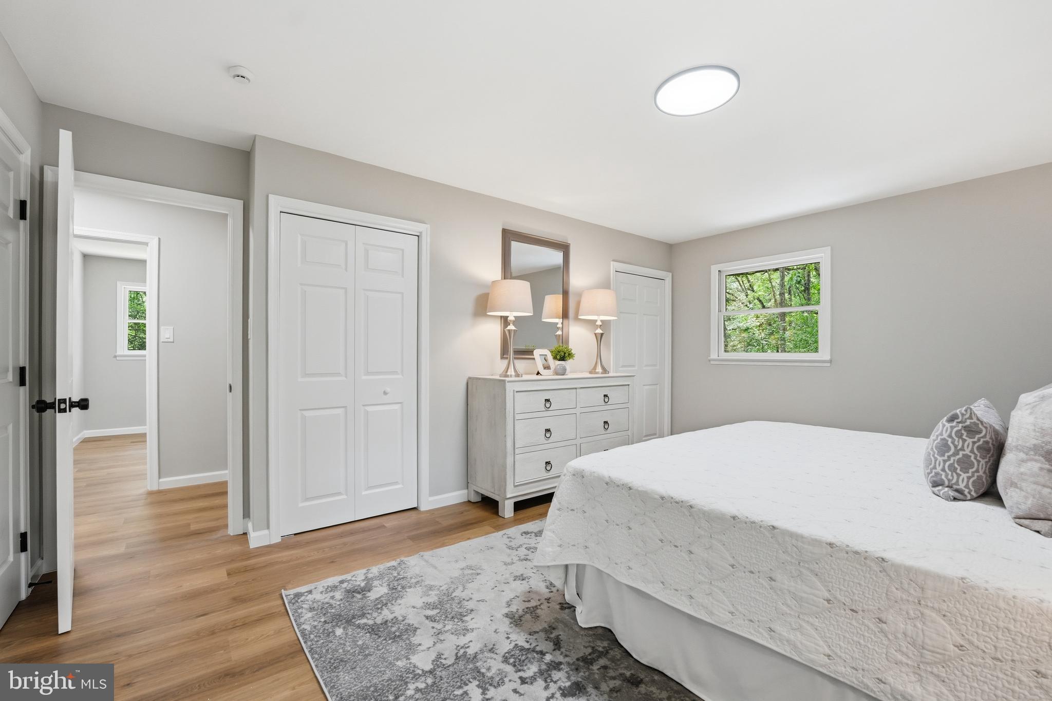 NYLAND ESTATES - Residential