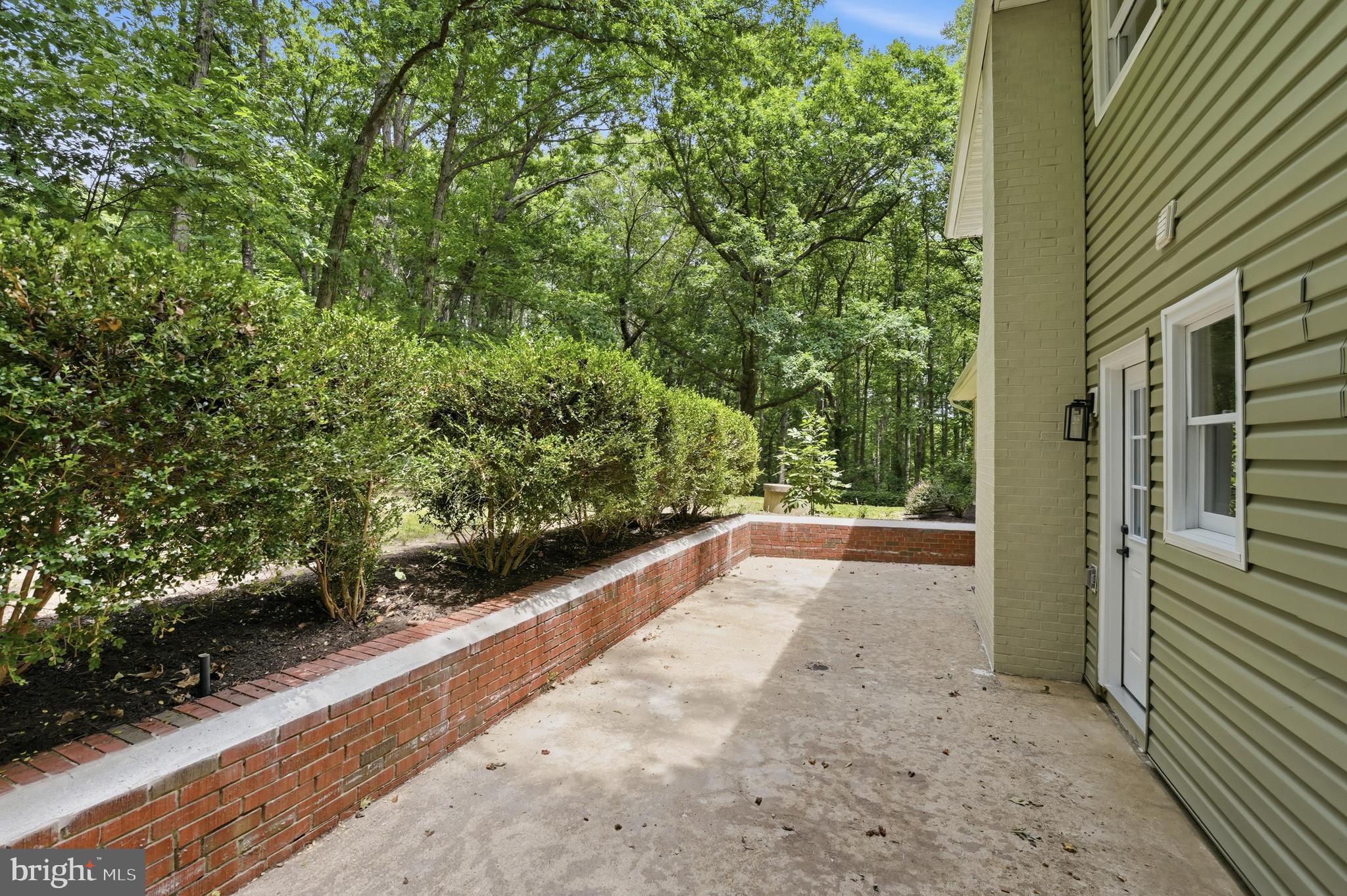 NYLAND ESTATES - Residential