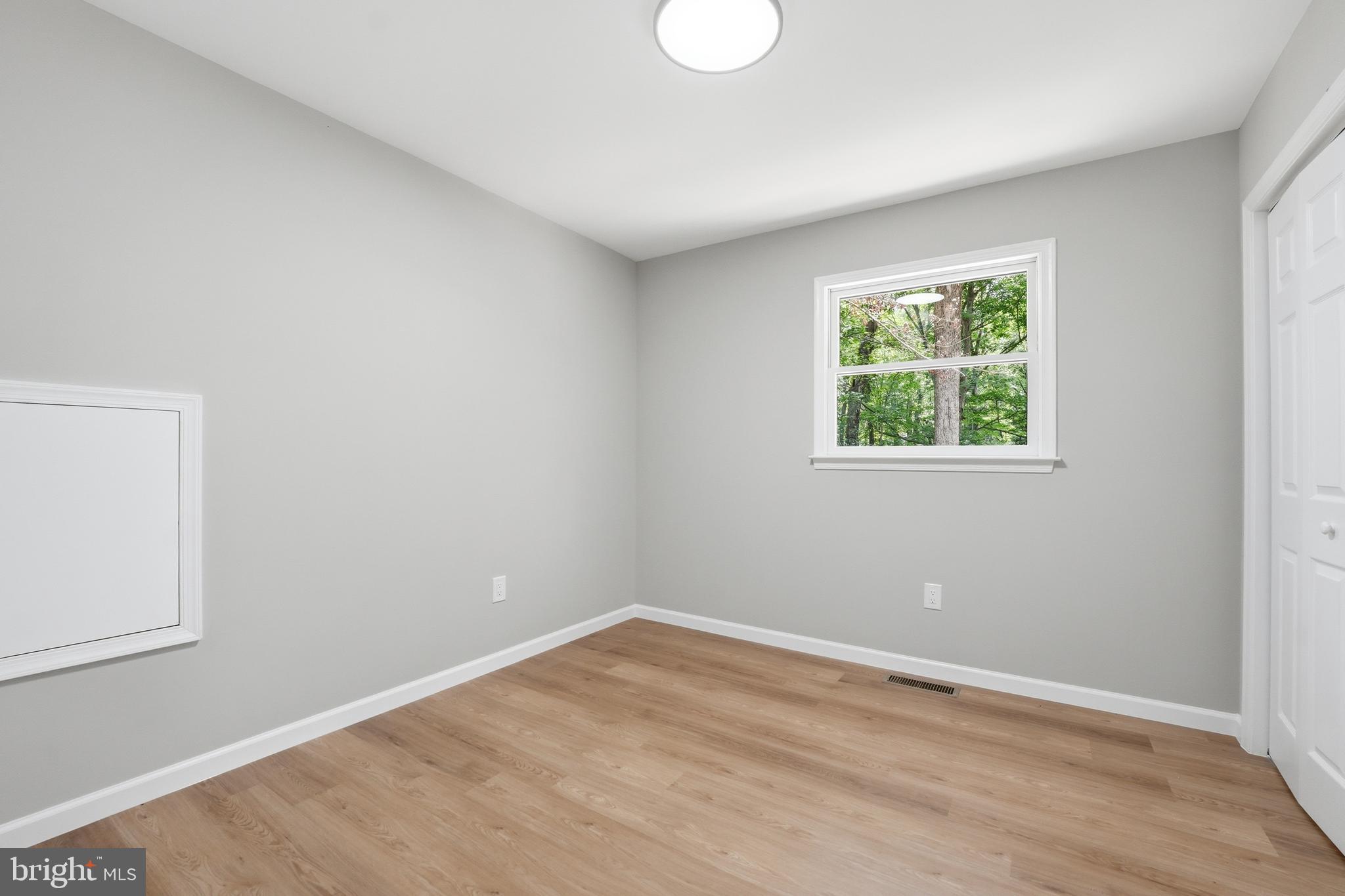 NYLAND ESTATES - Residential