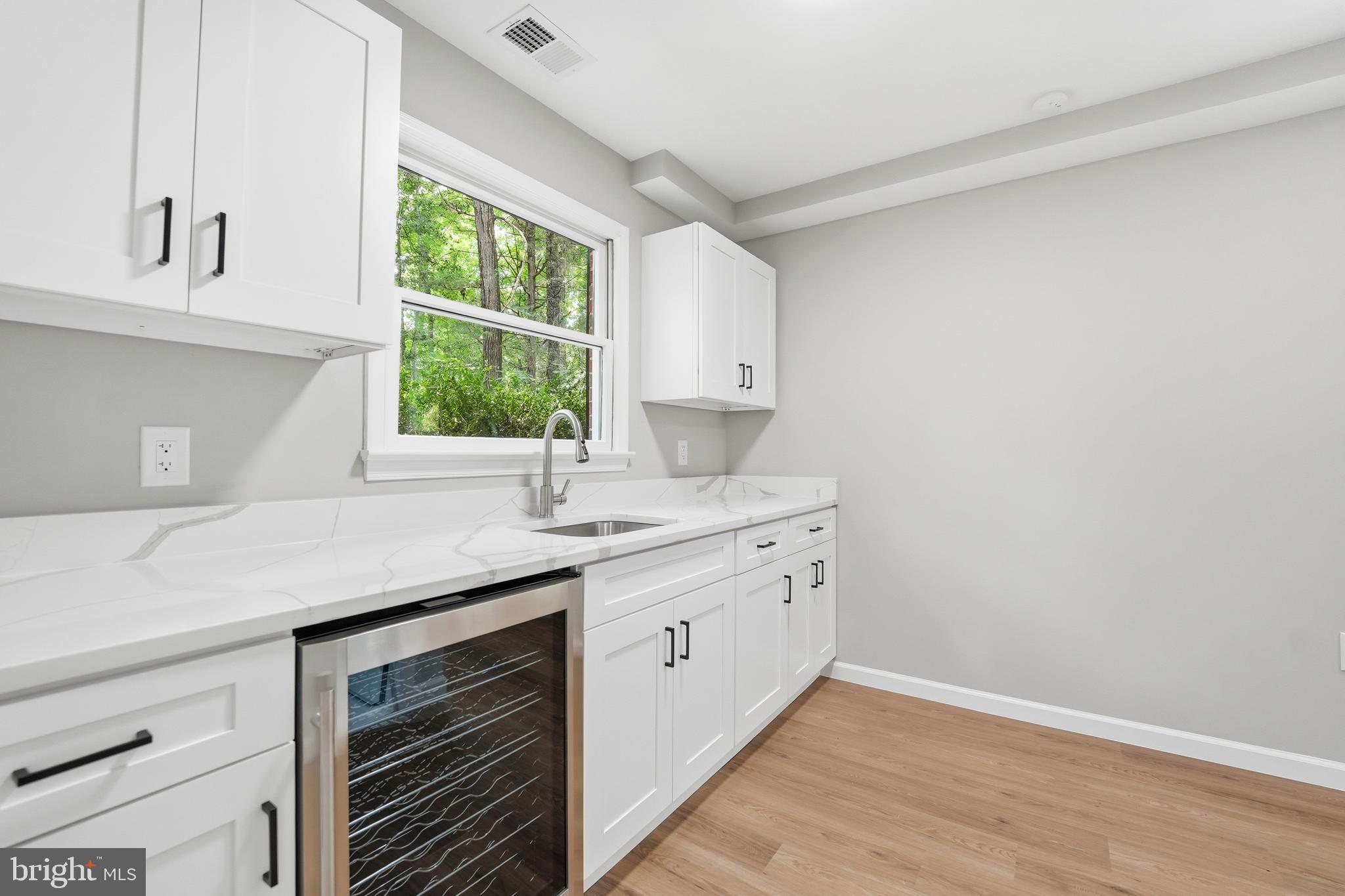 NYLAND ESTATES - Residential