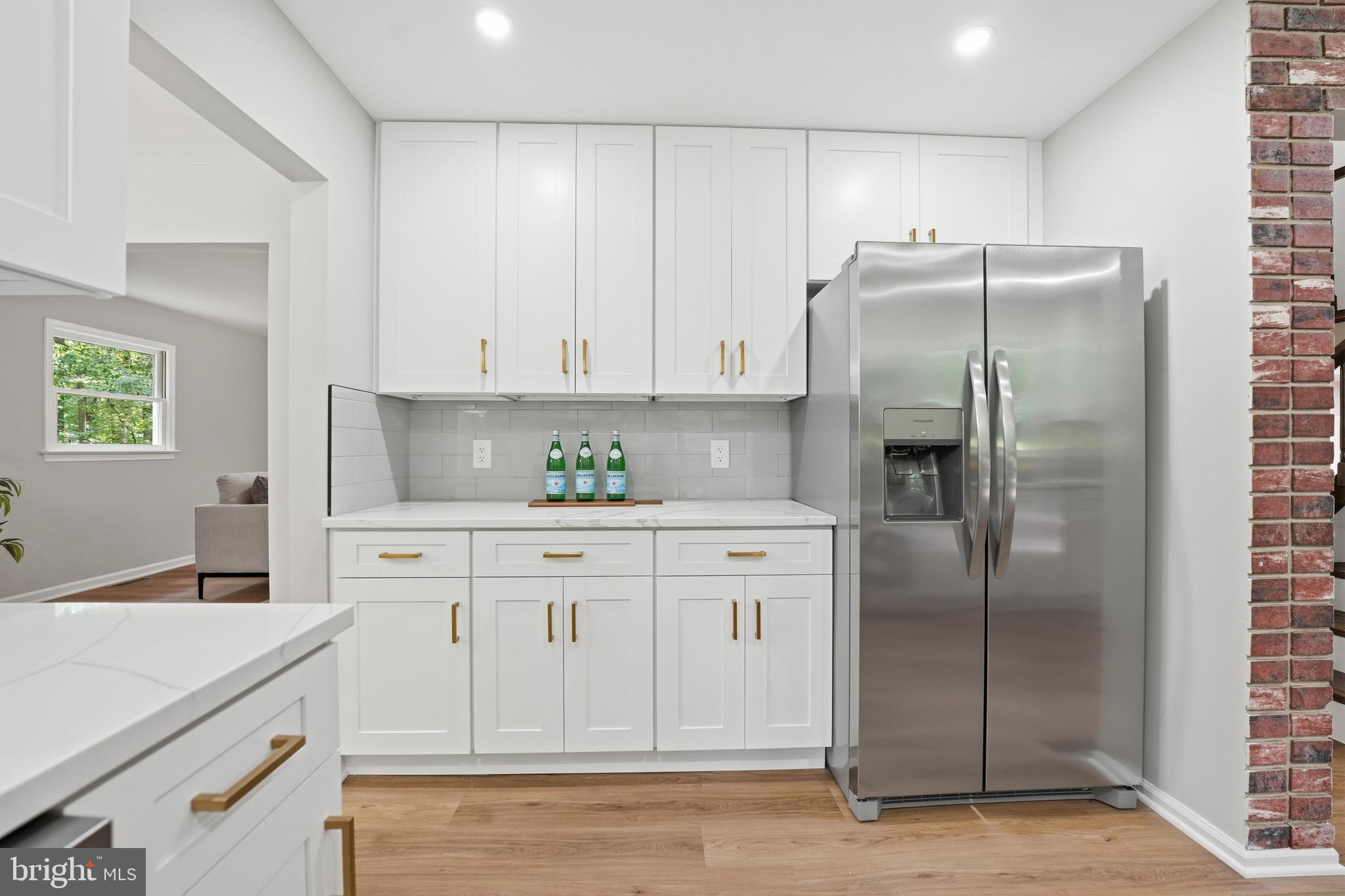 NYLAND ESTATES - Residential