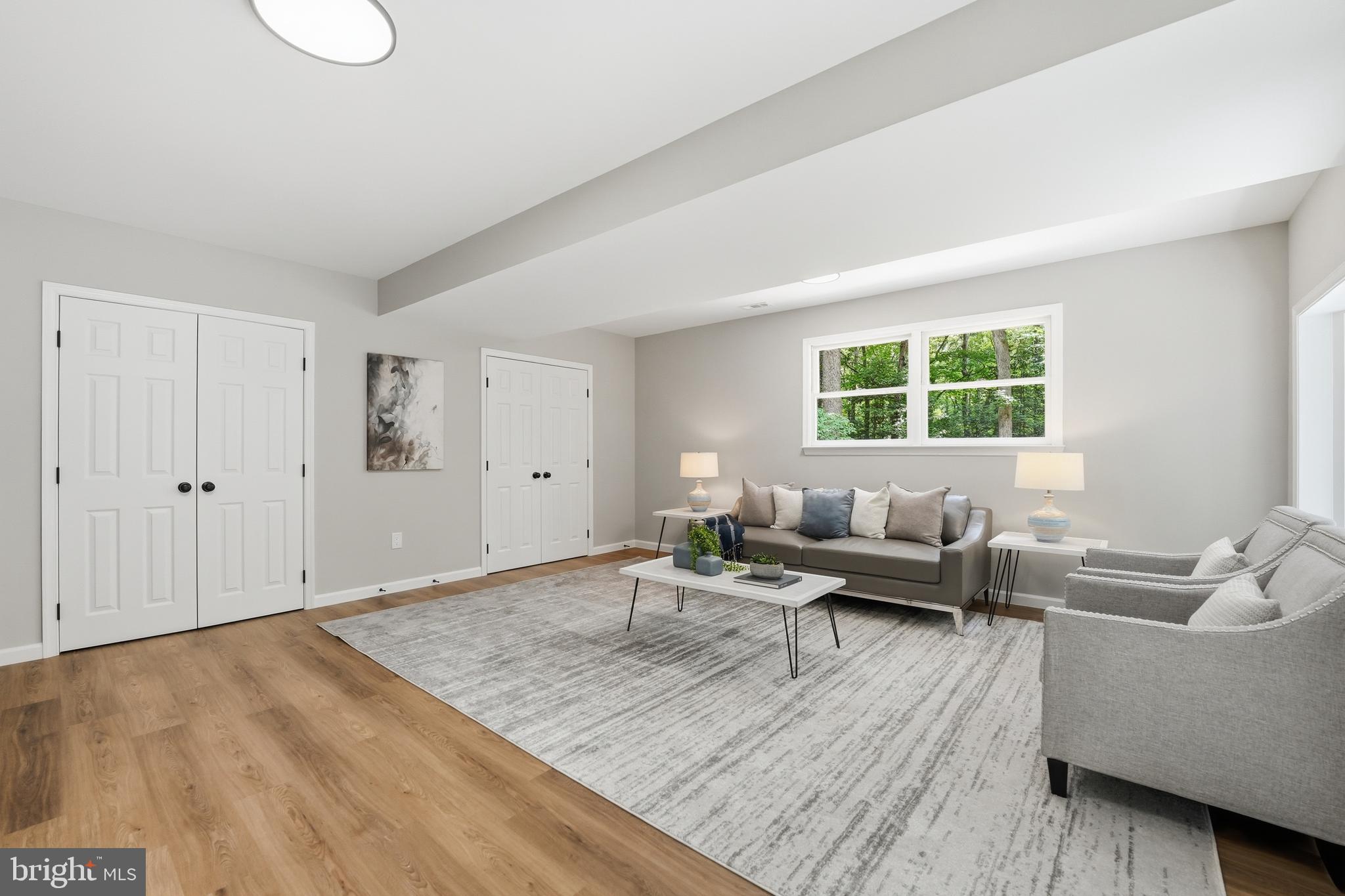NYLAND ESTATES - Residential