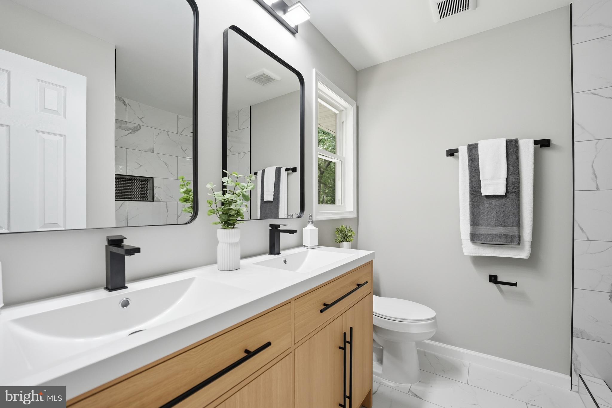 NYLAND ESTATES - Residential