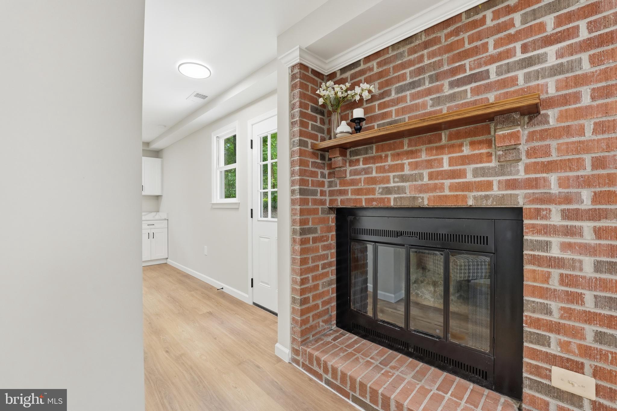 NYLAND ESTATES - Residential
