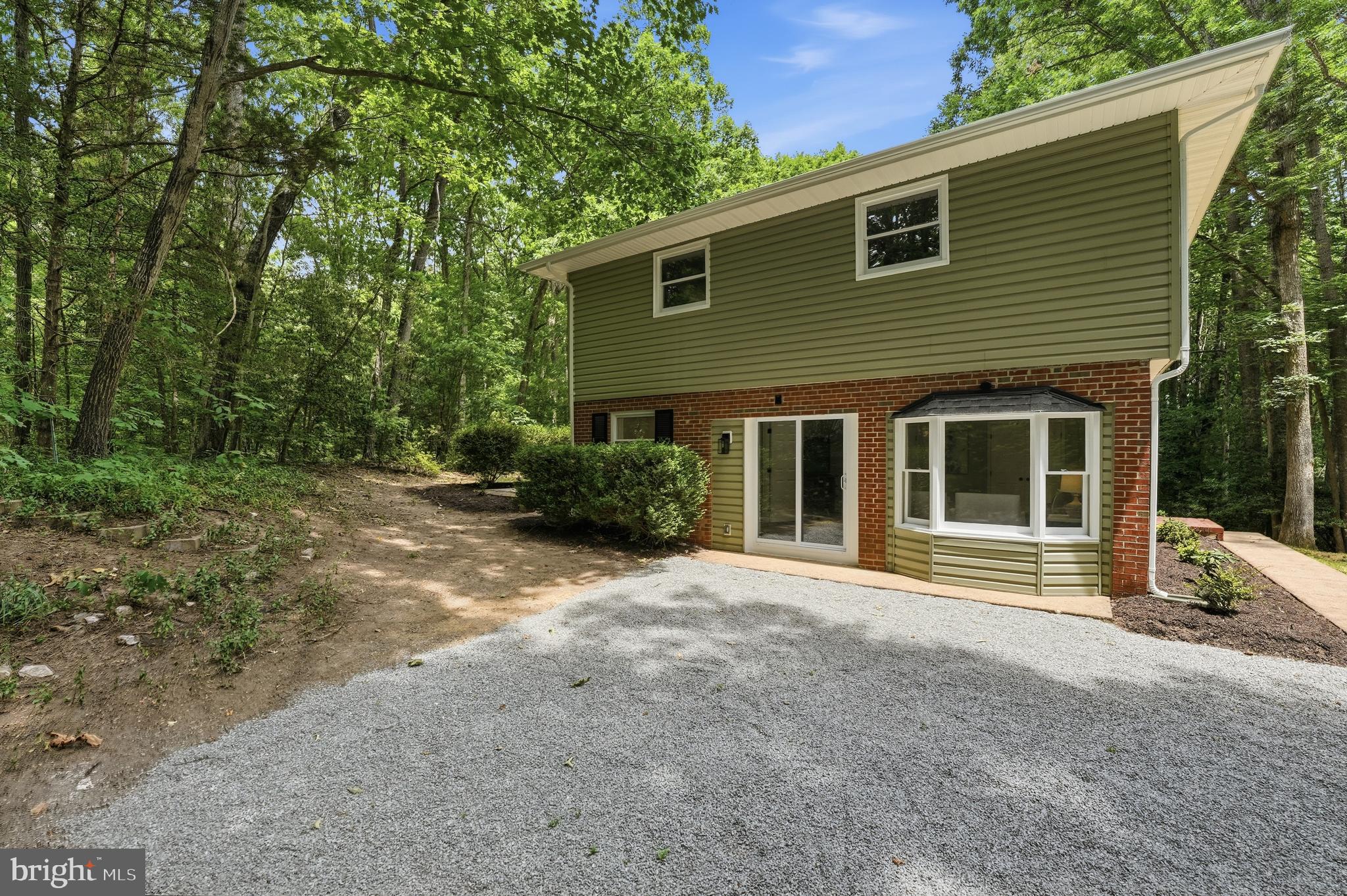 NYLAND ESTATES - Residential