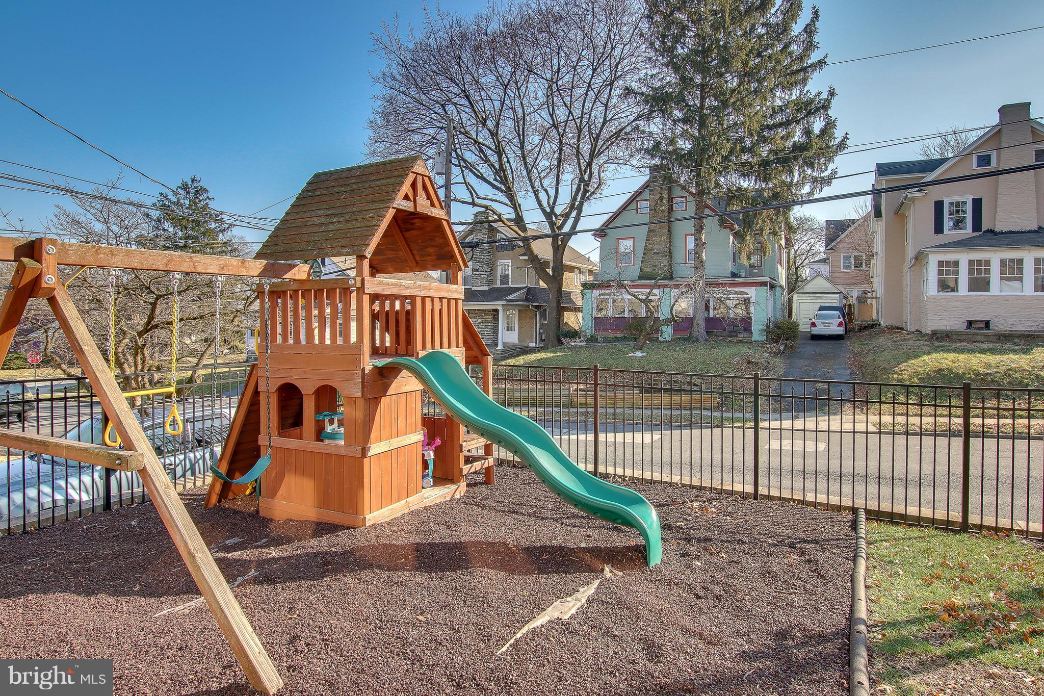 DREXEL PLAZA - Residential