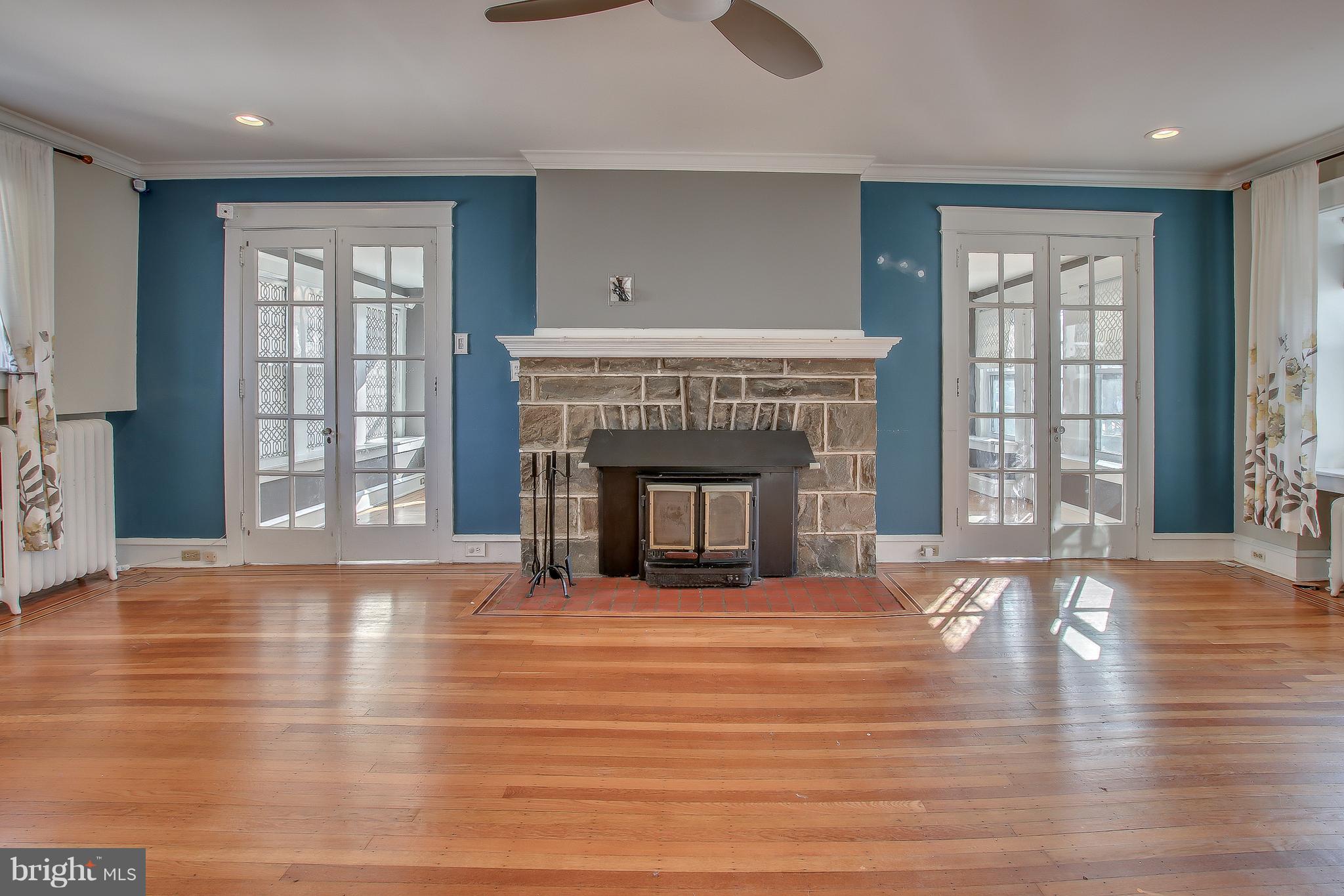 DREXEL PLAZA - Residential