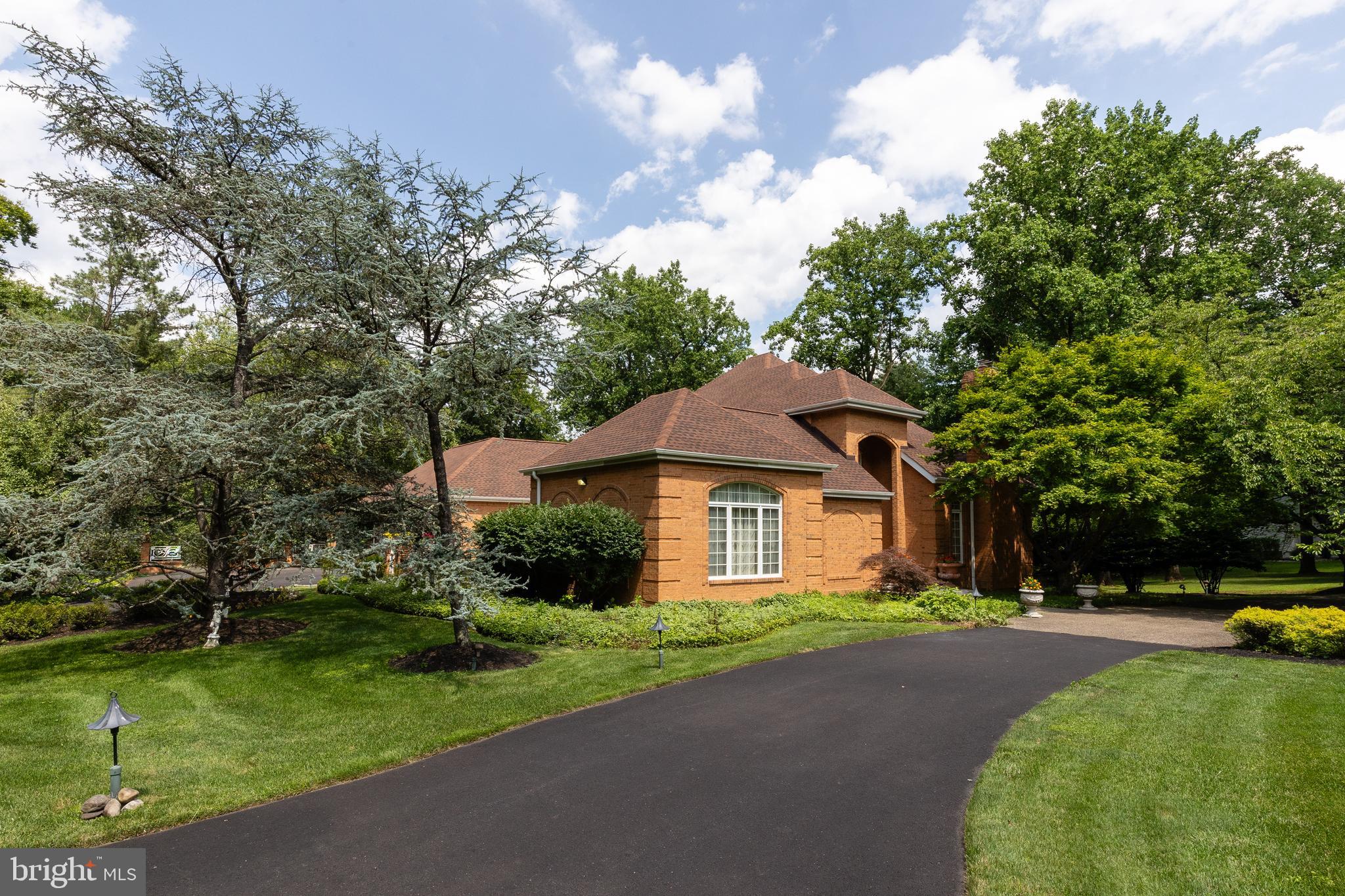 PENNOCK WOODS - Residential