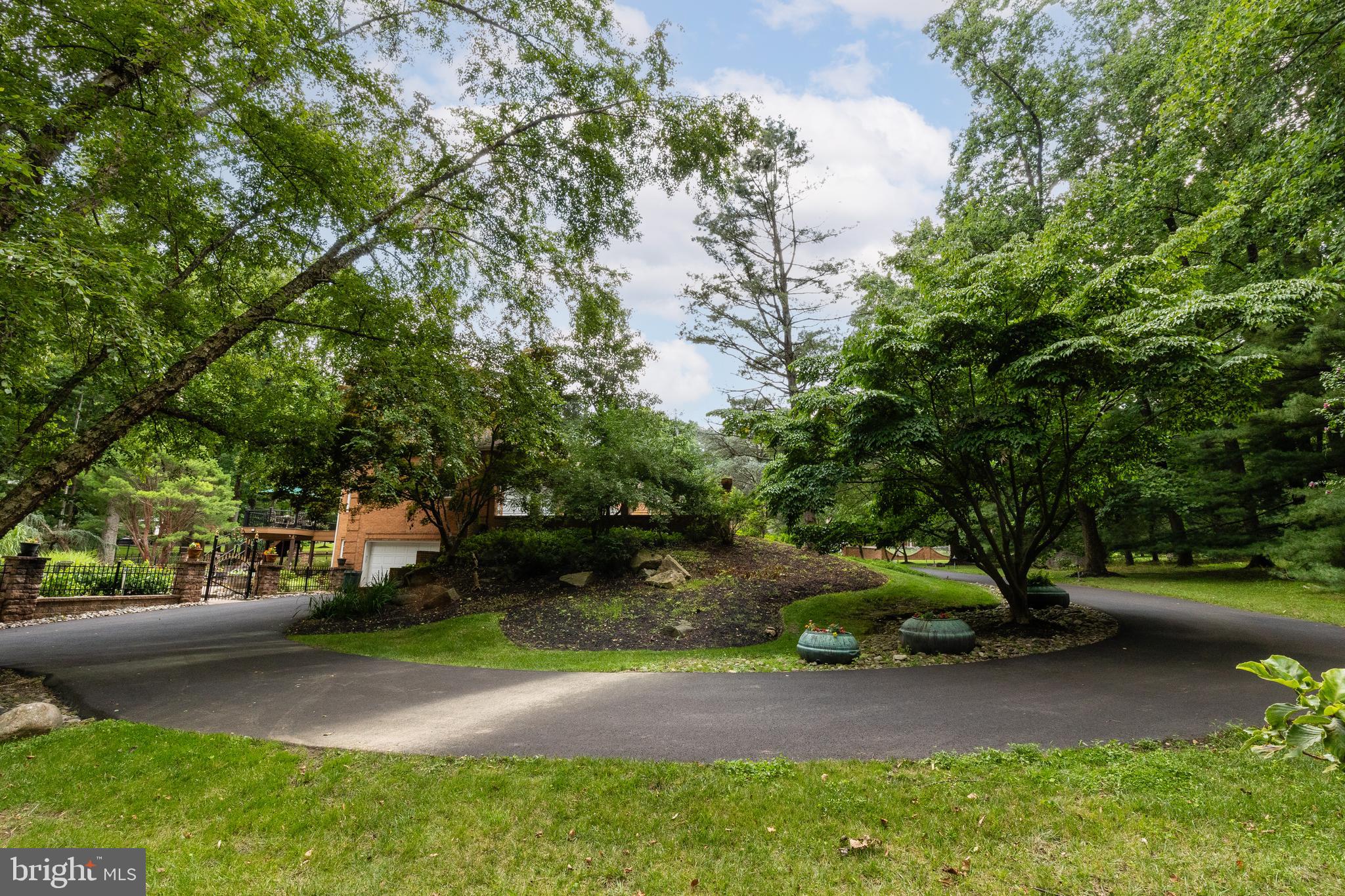 PENNOCK WOODS - Residential