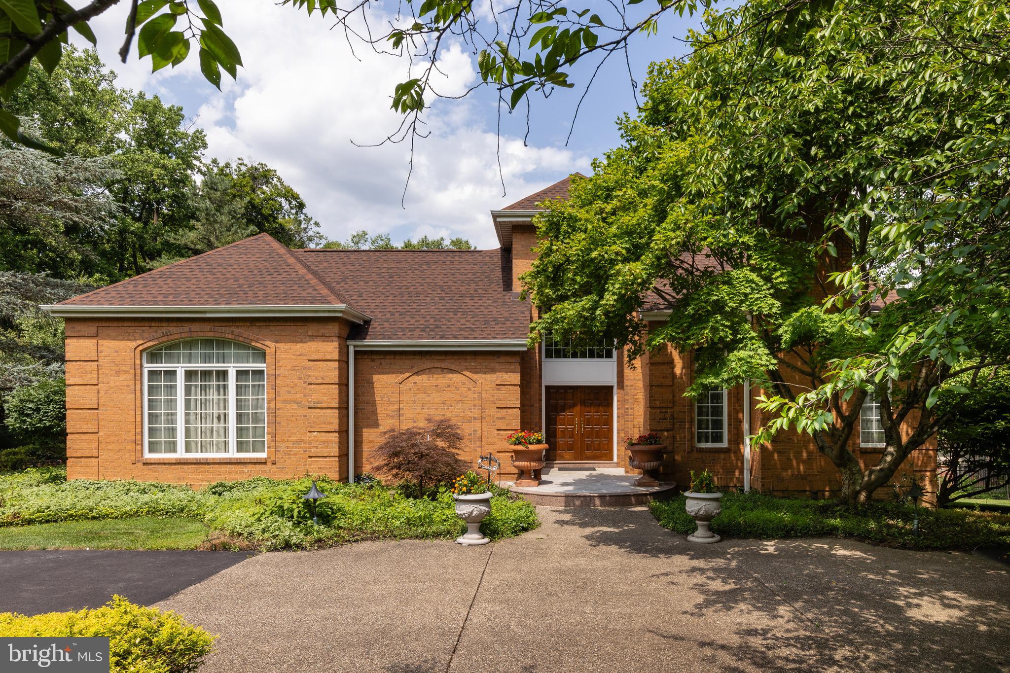 PENNOCK WOODS - Residential