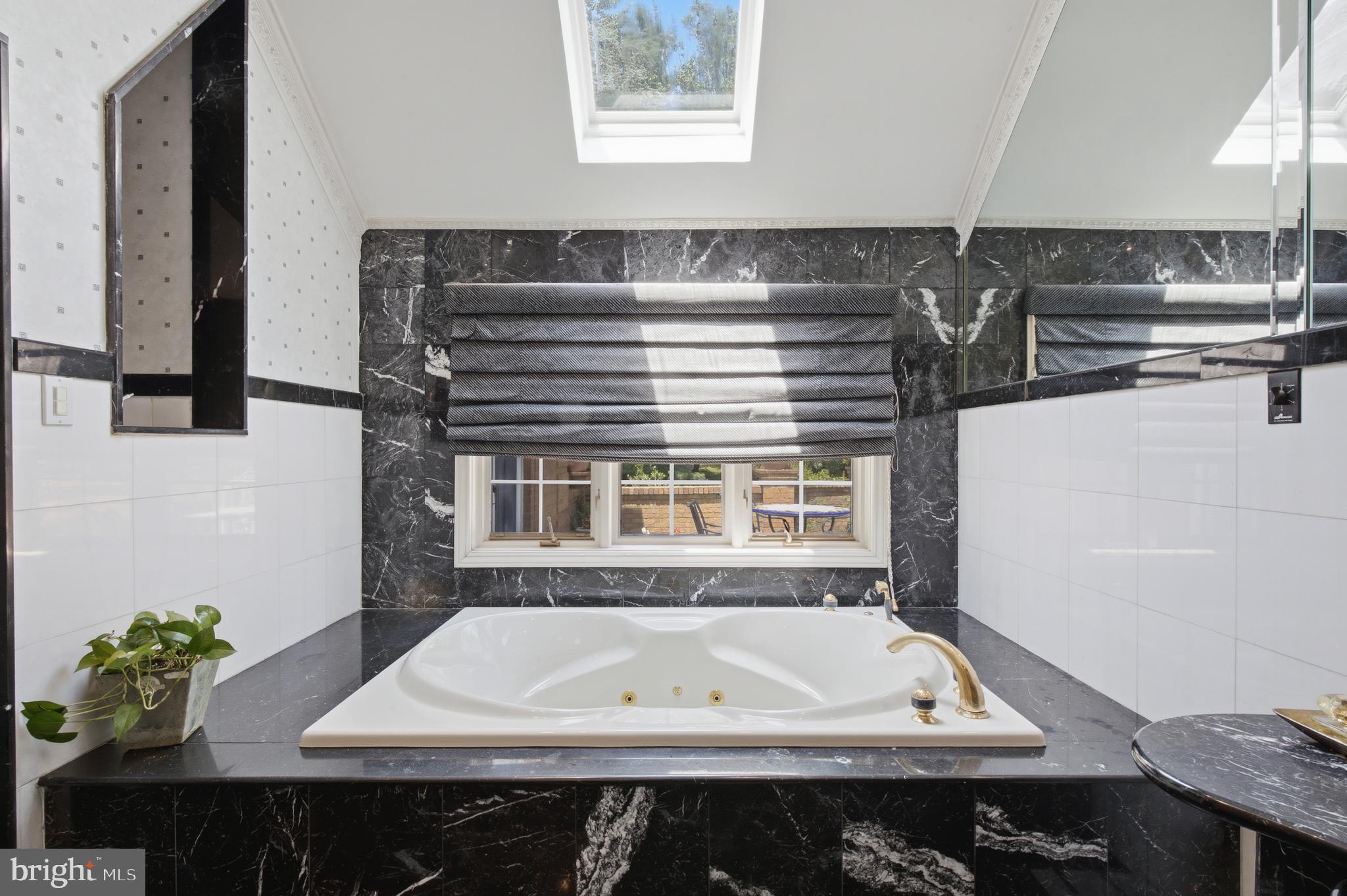 PENNOCK WOODS - Residential