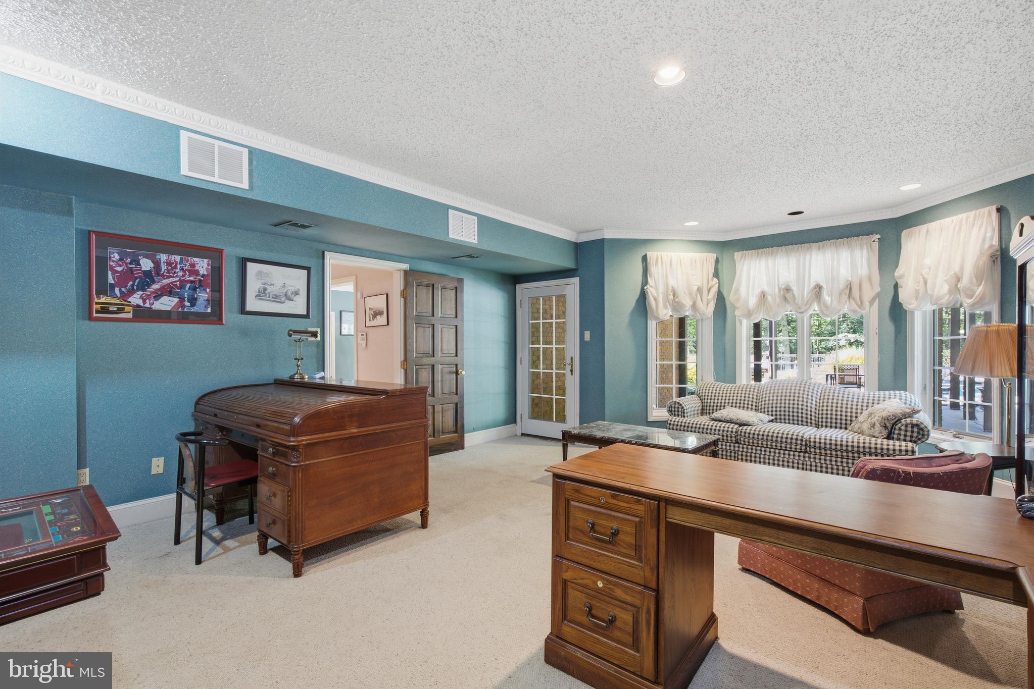 PENNOCK WOODS - Residential