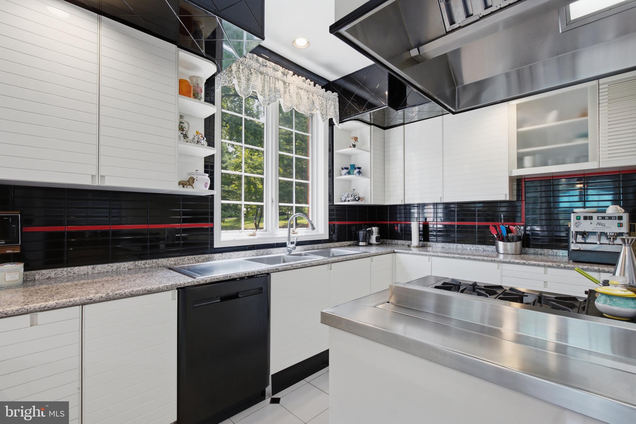 PENNOCK WOODS - Residential