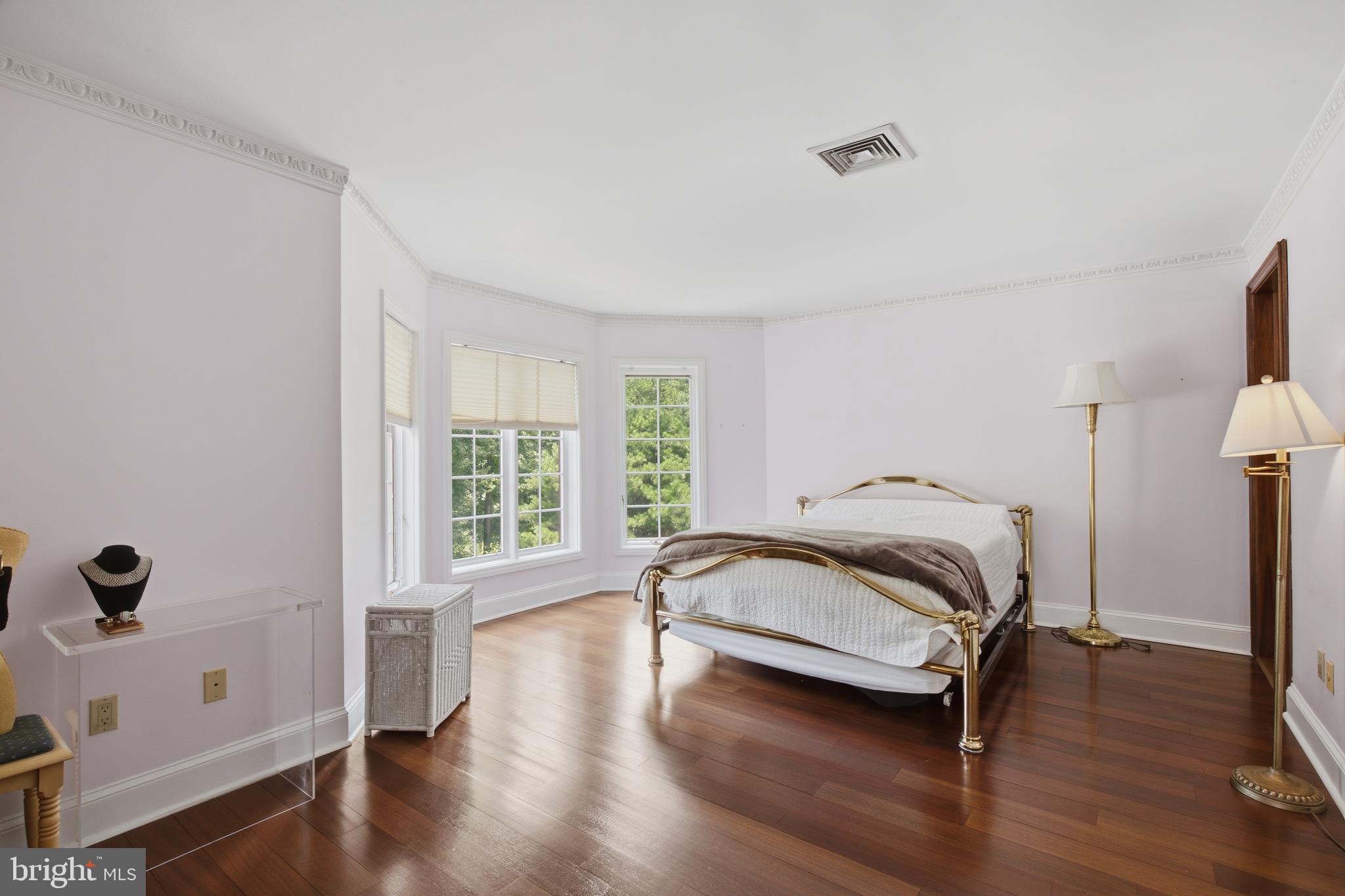 PENNOCK WOODS - Residential