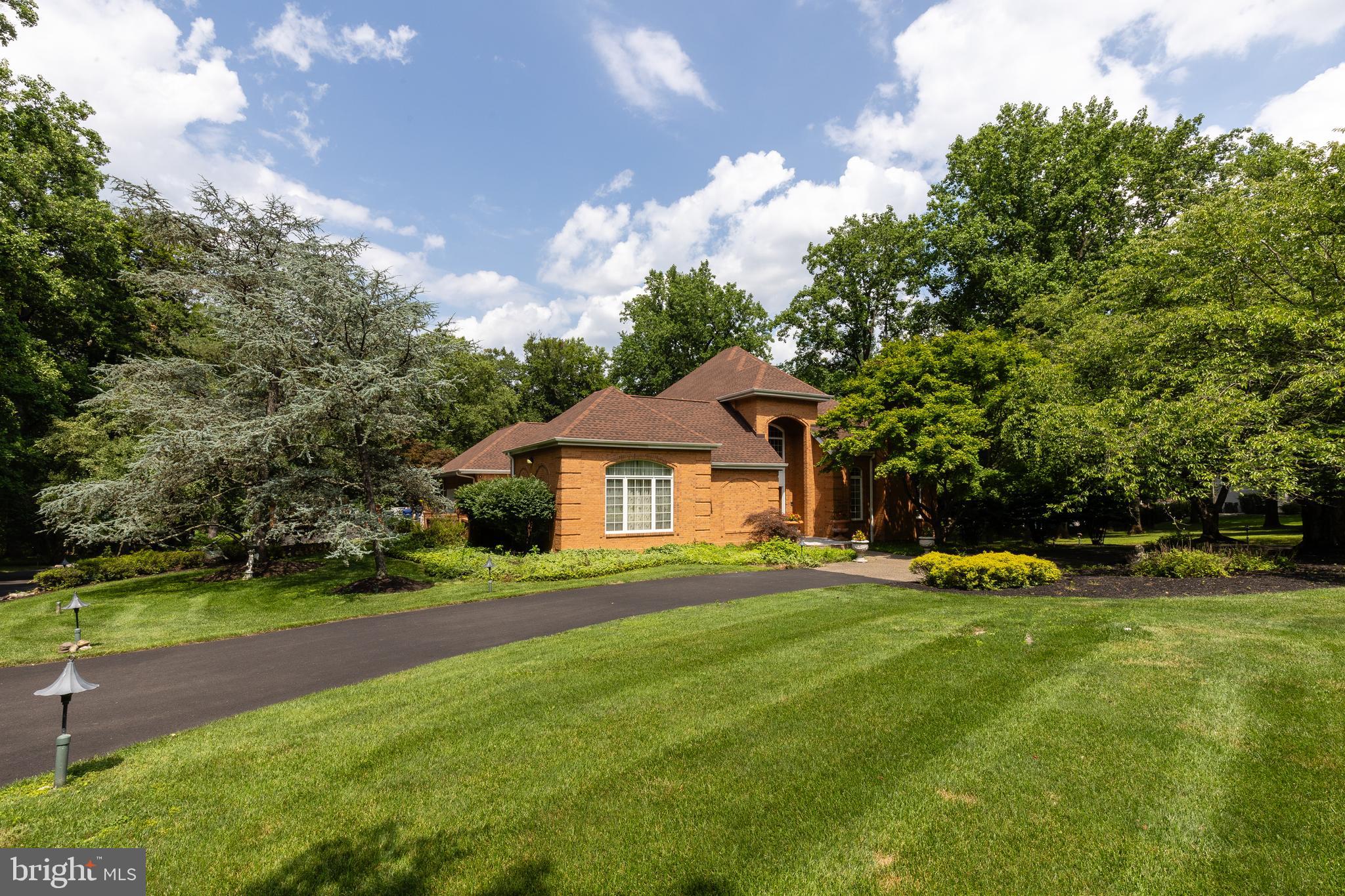 PENNOCK WOODS - Residential