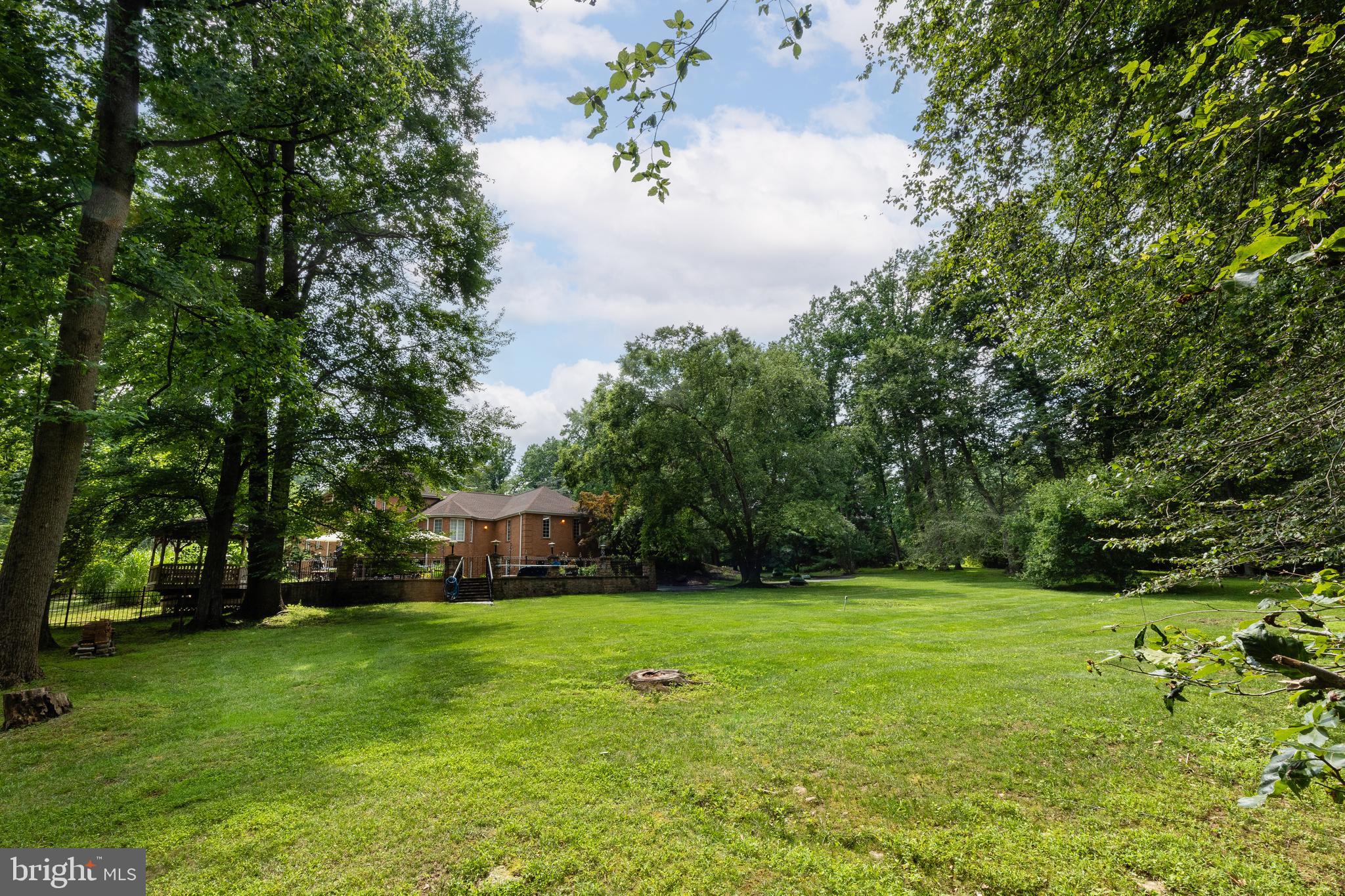 PENNOCK WOODS - Residential
