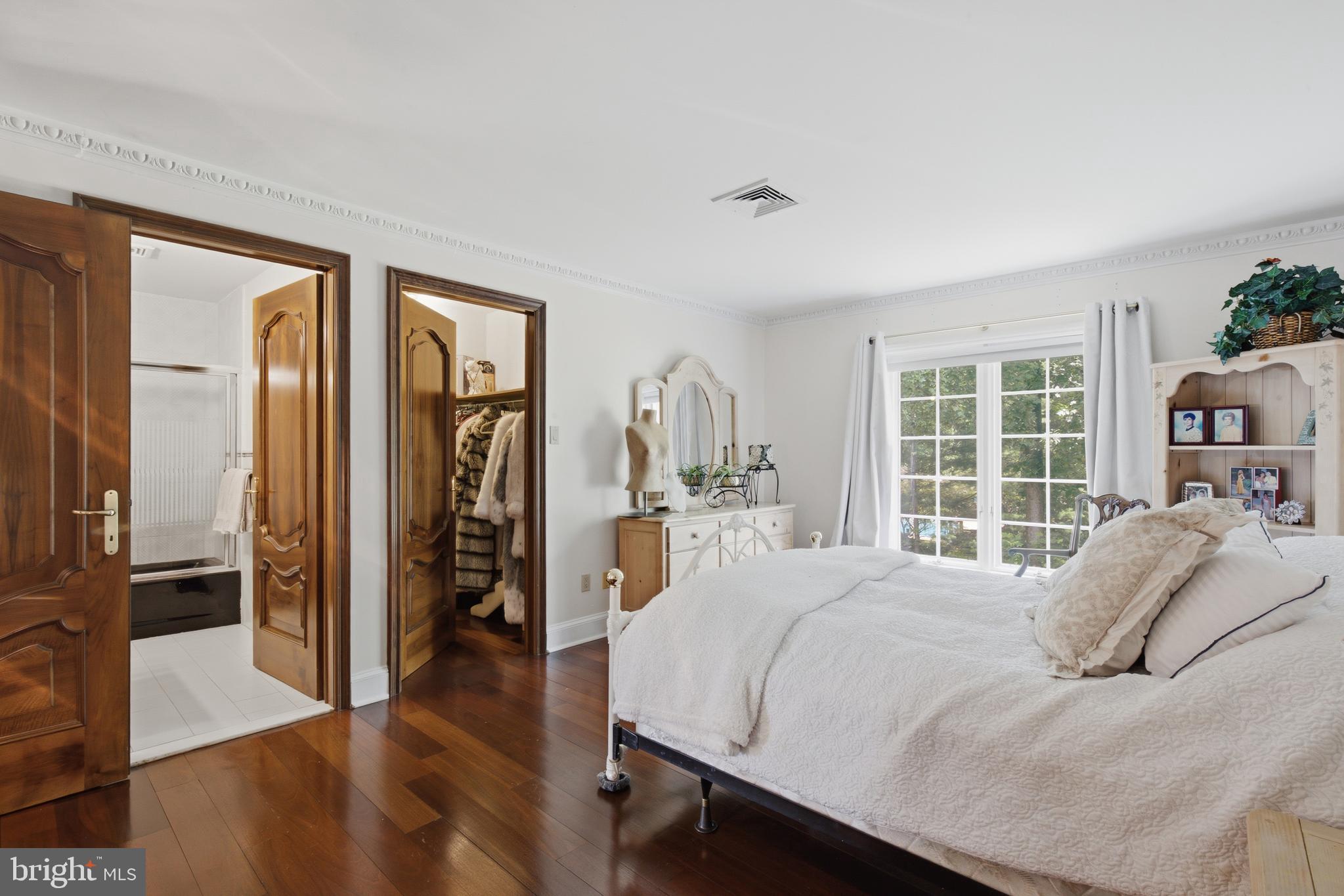 PENNOCK WOODS - Residential