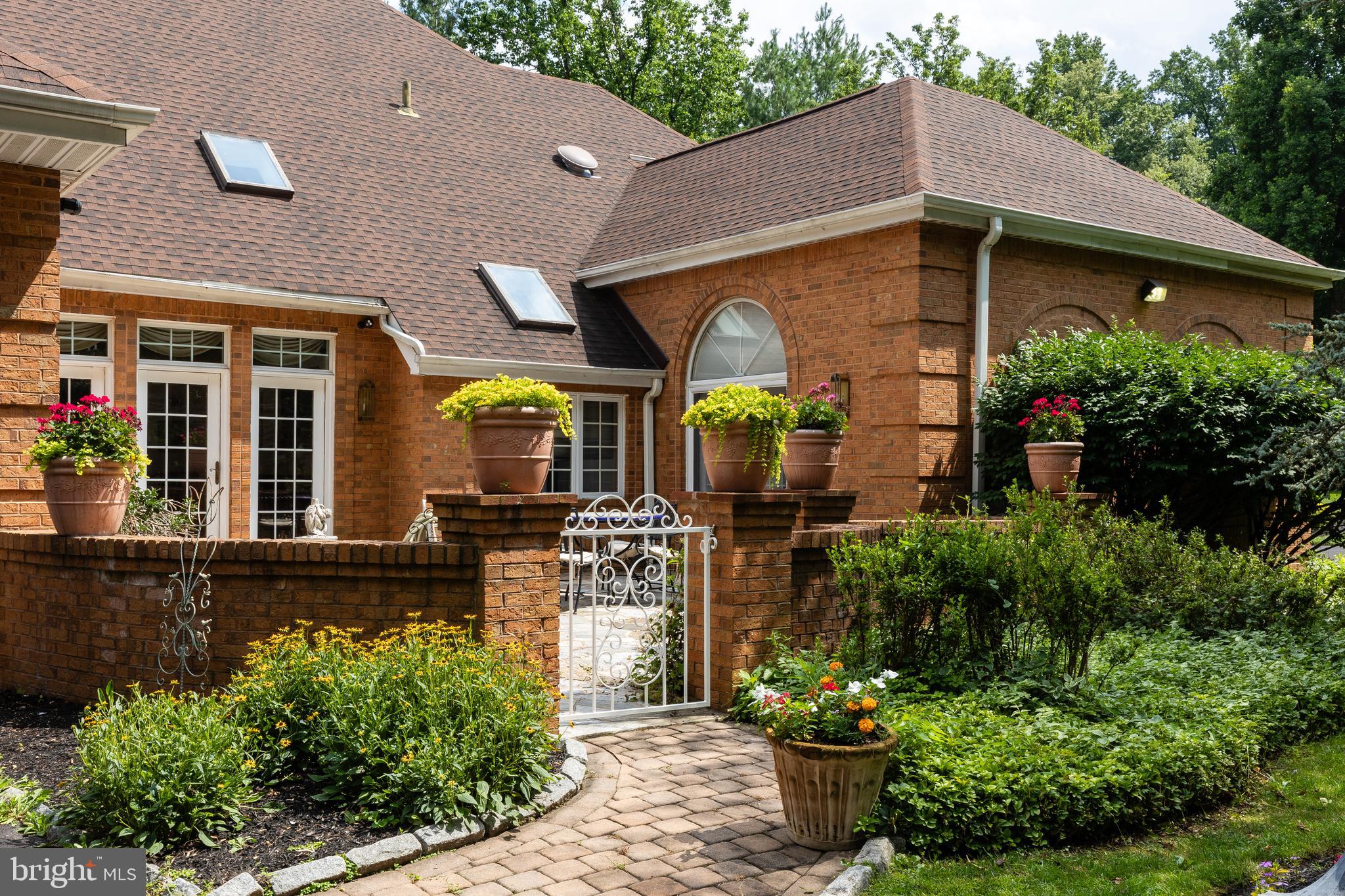 PENNOCK WOODS - Residential