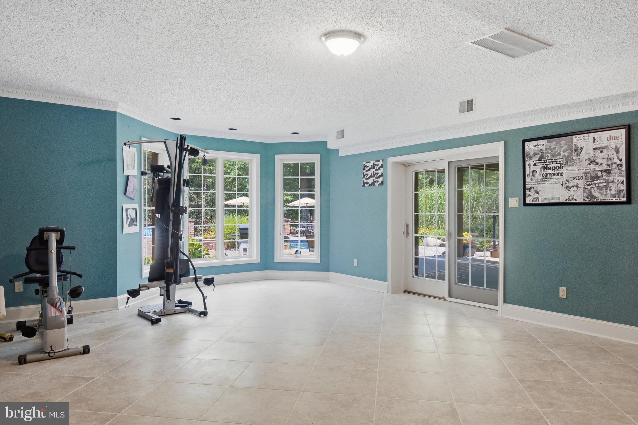 PENNOCK WOODS - Residential