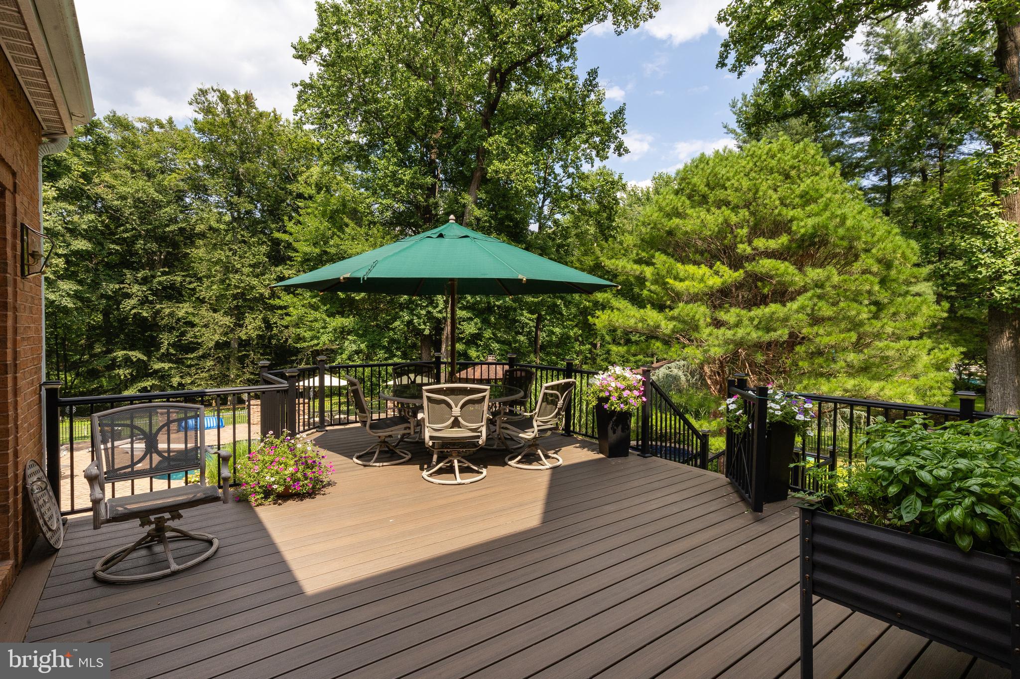 PENNOCK WOODS - Residential