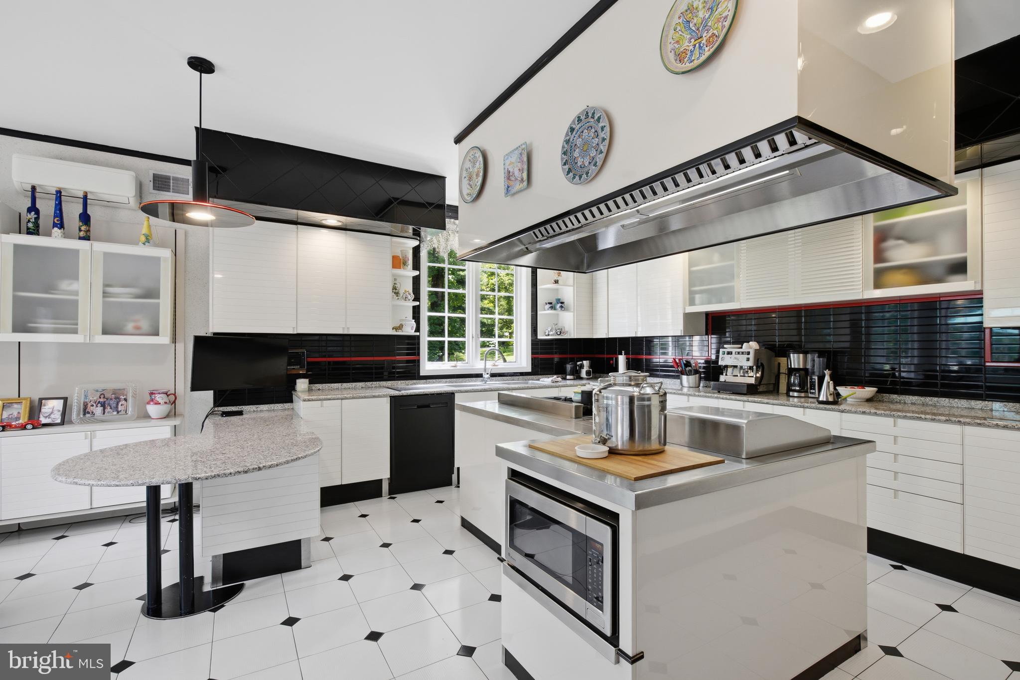 PENNOCK WOODS - Residential