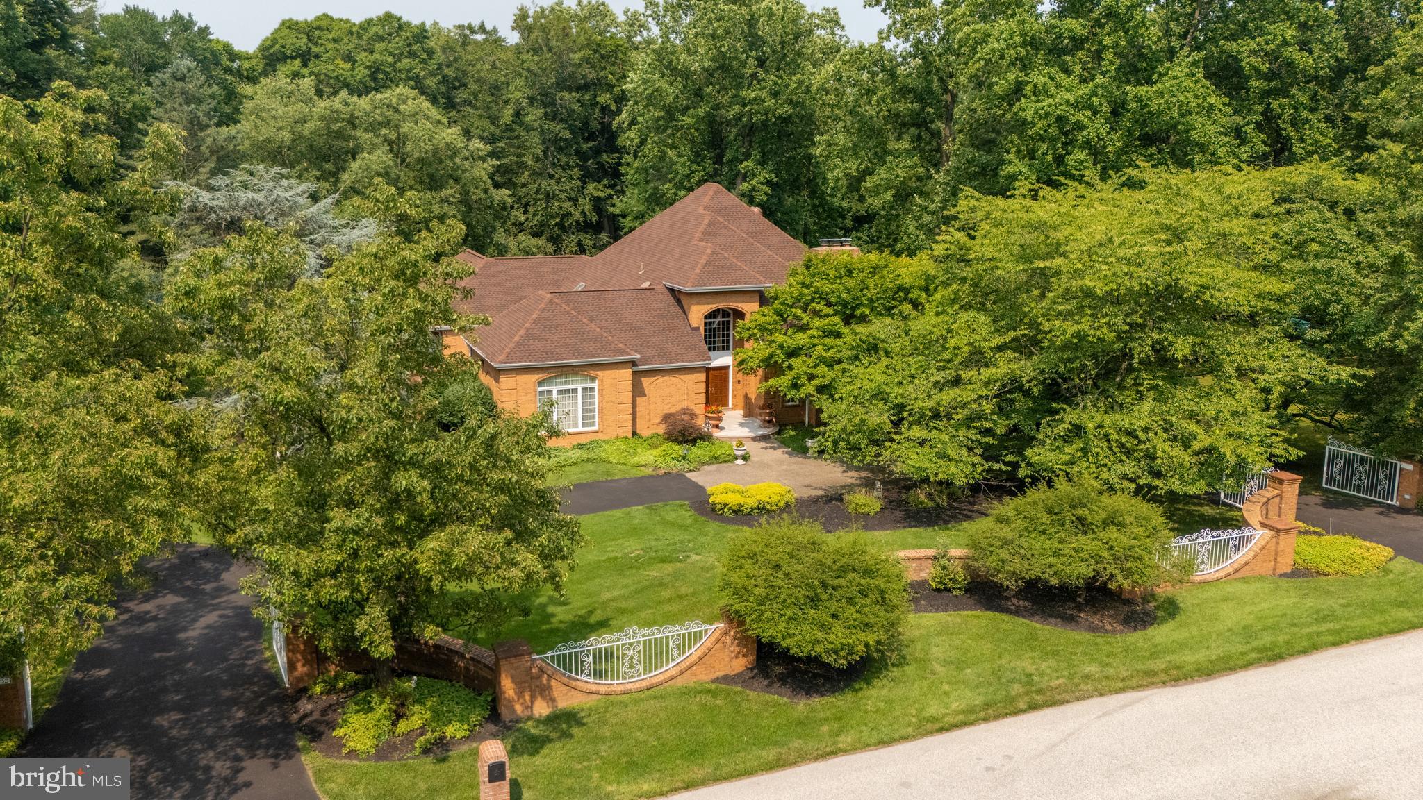PENNOCK WOODS - Residential