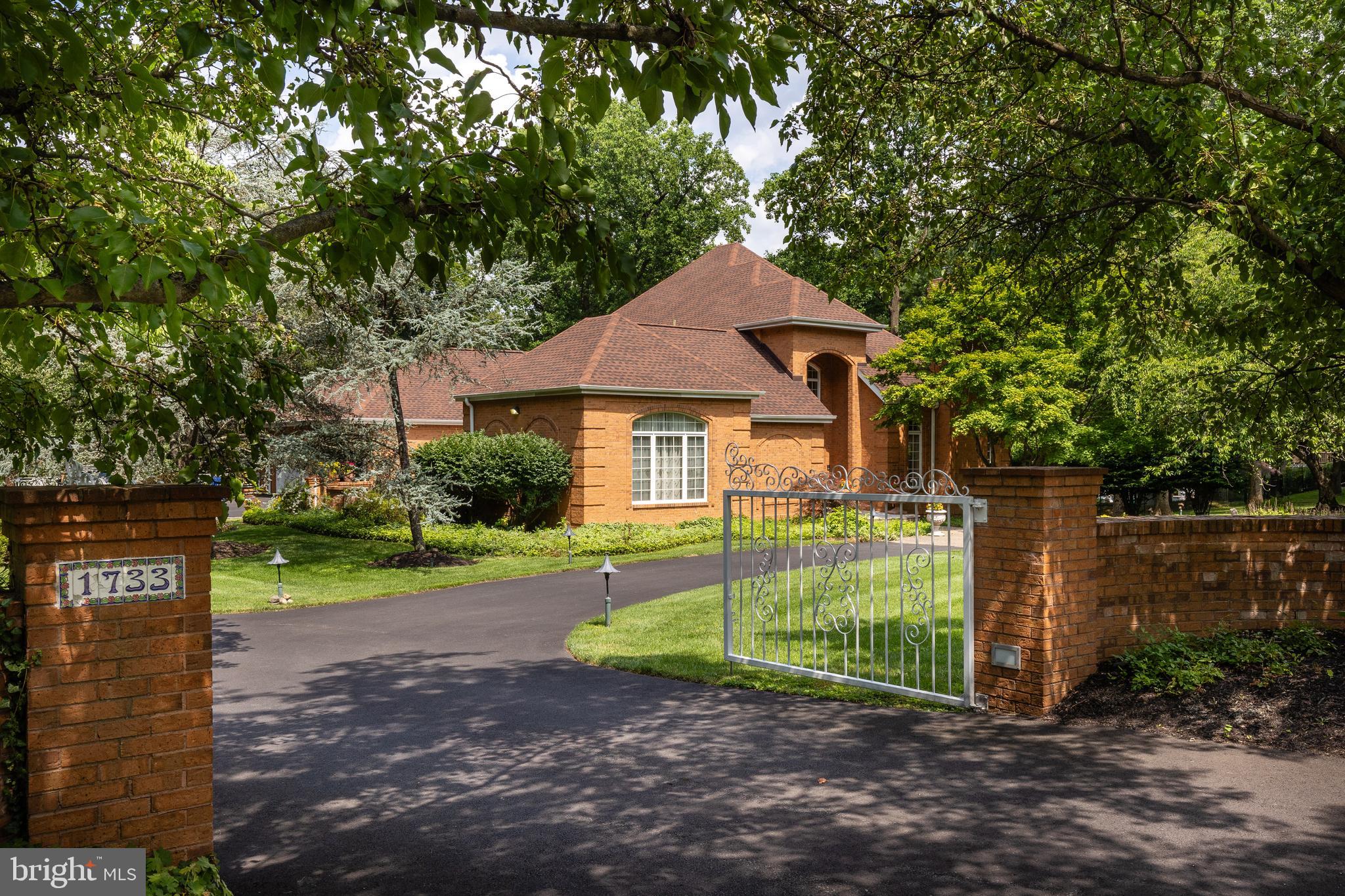 PENNOCK WOODS - Residential