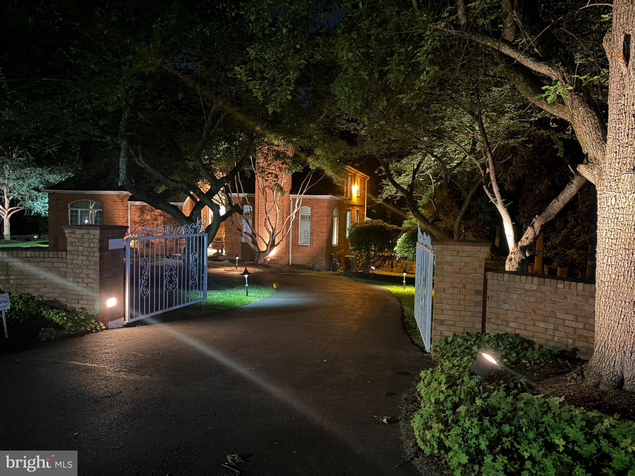 PENNOCK WOODS - Residential