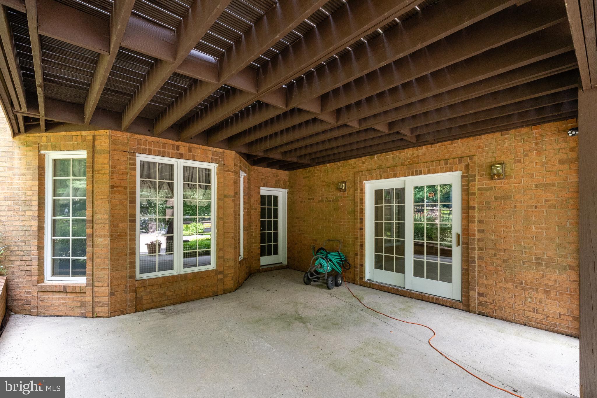 PENNOCK WOODS - Residential