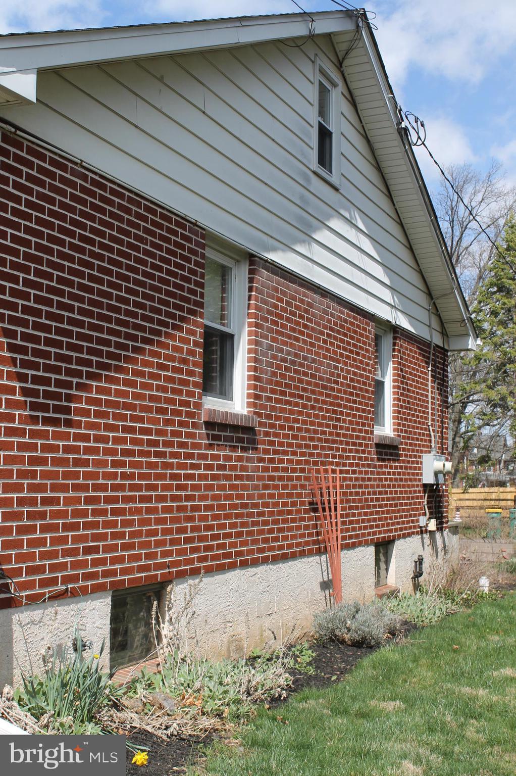 LANSDALE - Residential