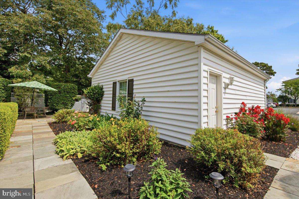 HAMBROOKS AREA - Residential