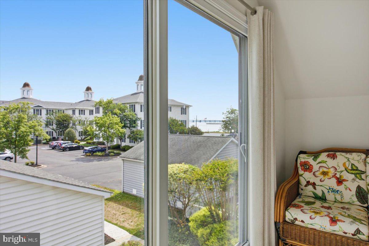 HAMBROOKS AREA - Residential