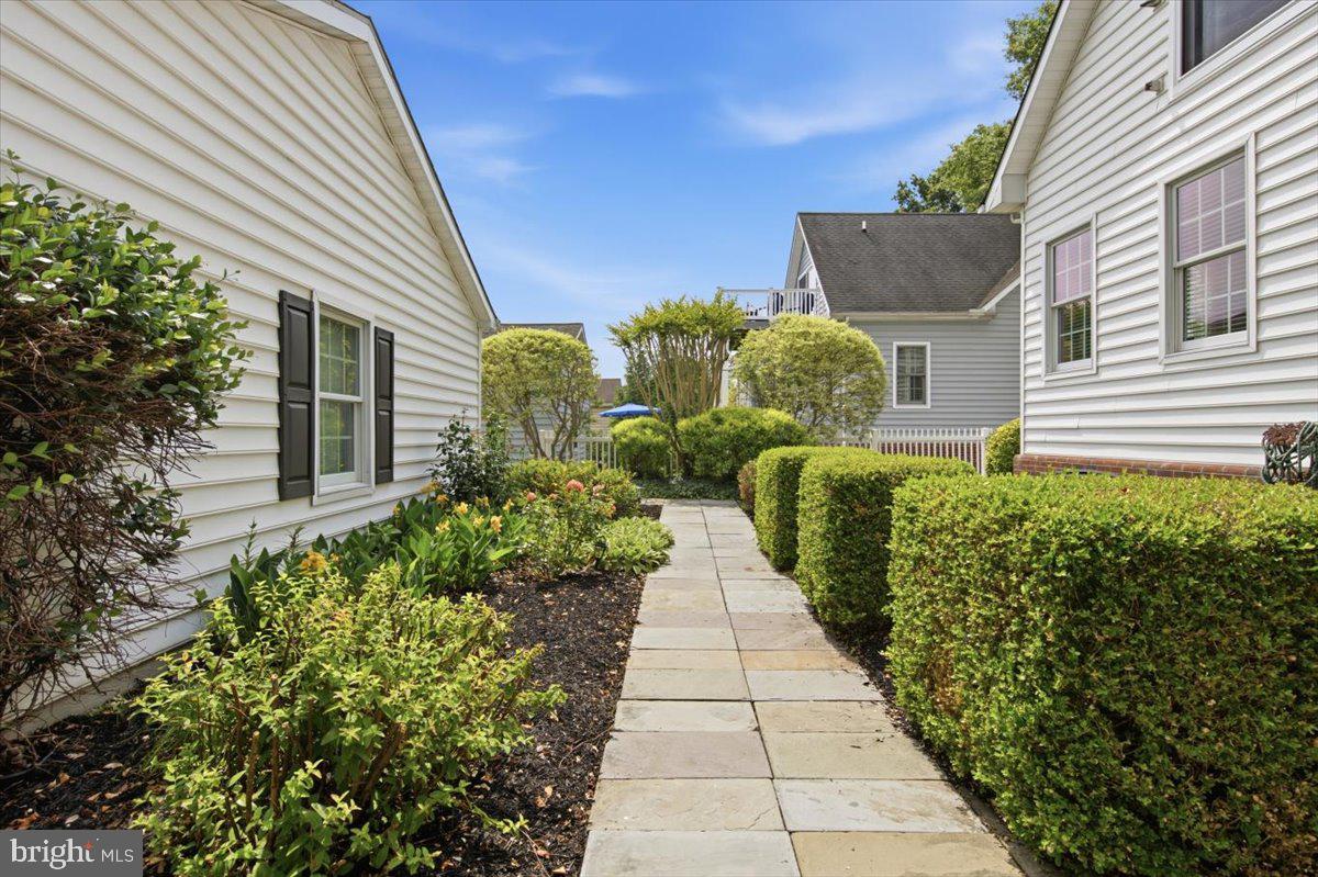 HAMBROOKS AREA - Residential