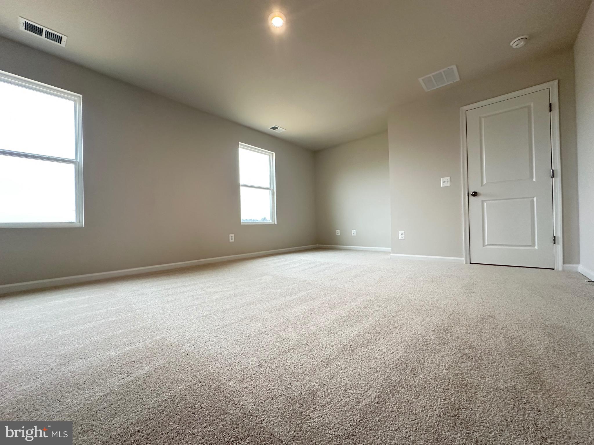 STONE SPRING - Residential Lease