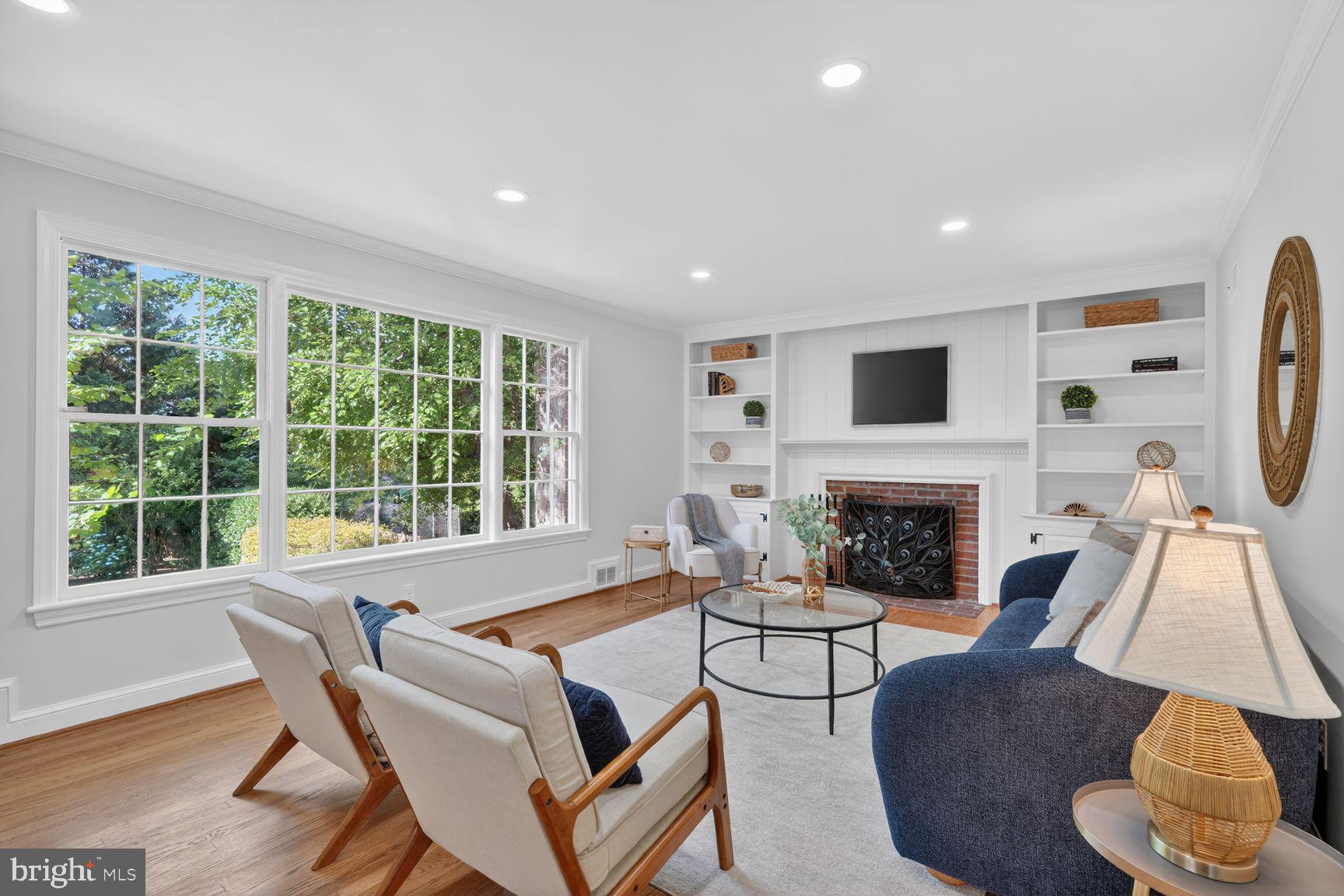 SOMERSET HEIGHTS - Residential