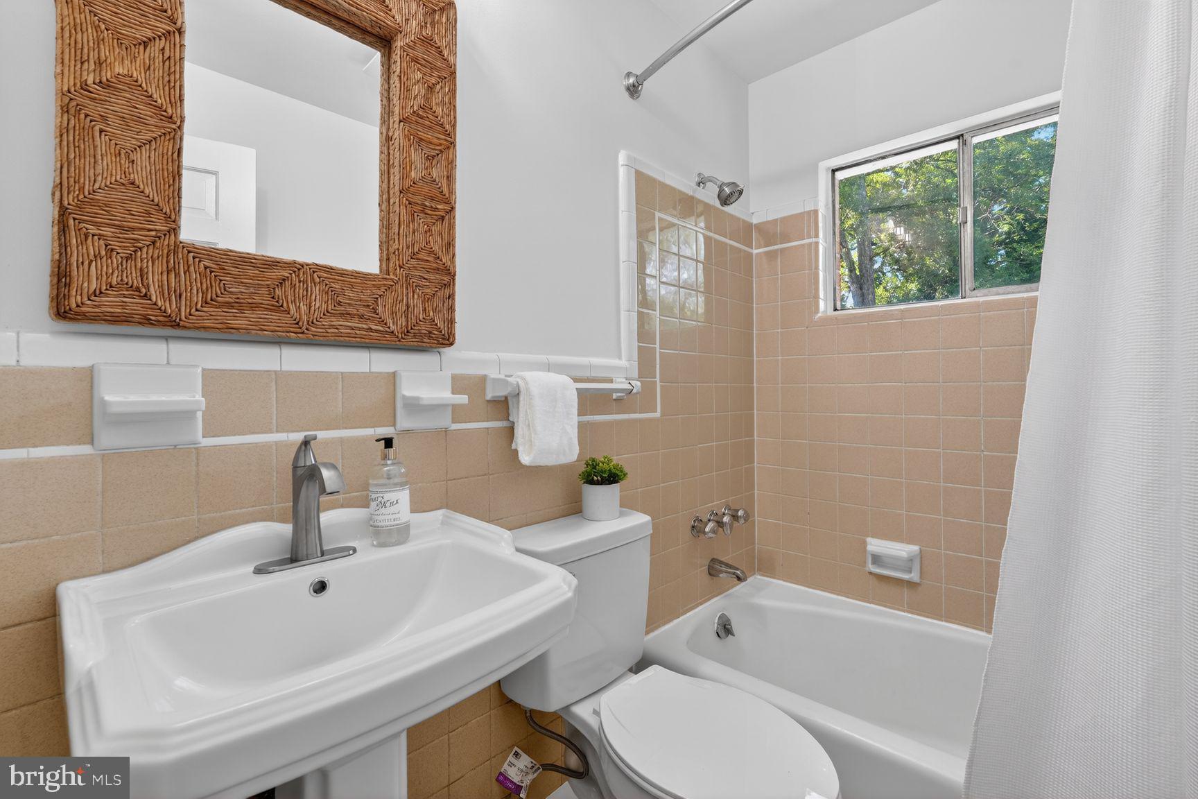 SOMERSET HEIGHTS - Residential