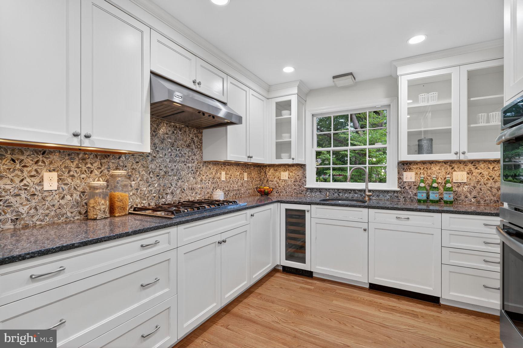 SOMERSET HEIGHTS - Residential