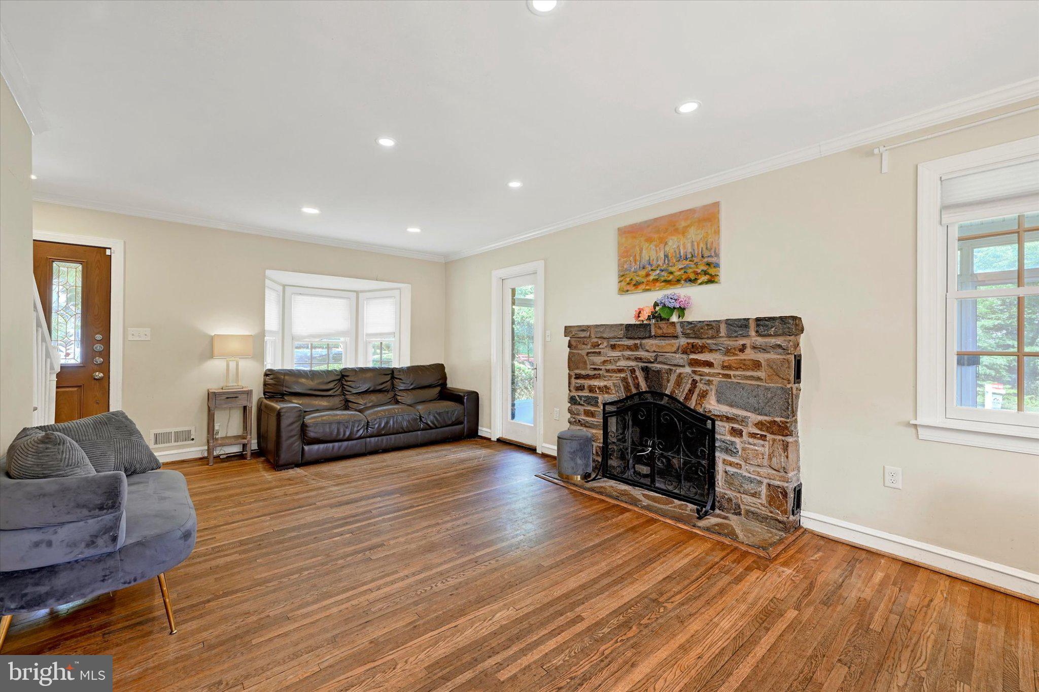 POPLAR HILL - Residential