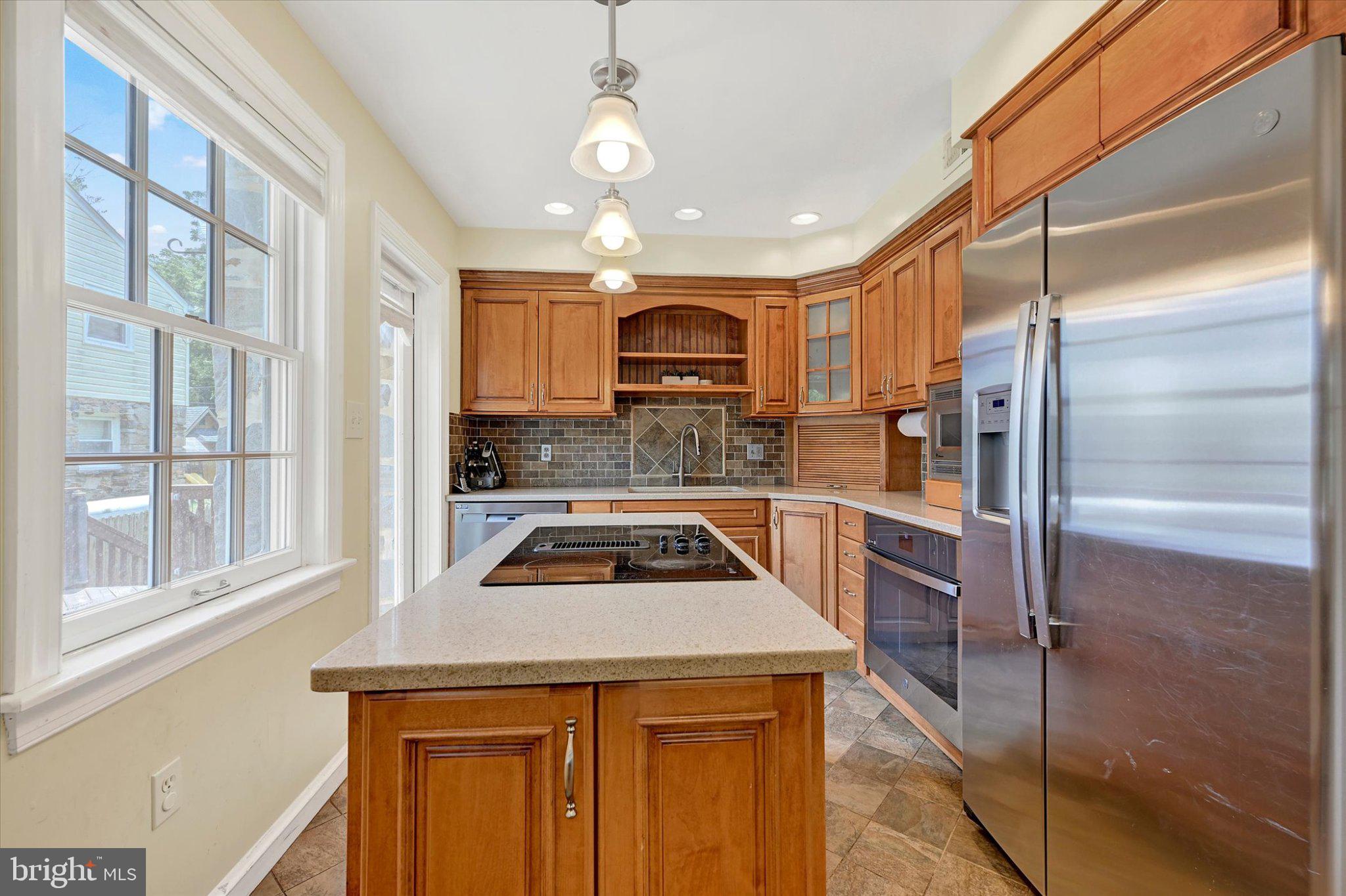 POPLAR HILL - Residential