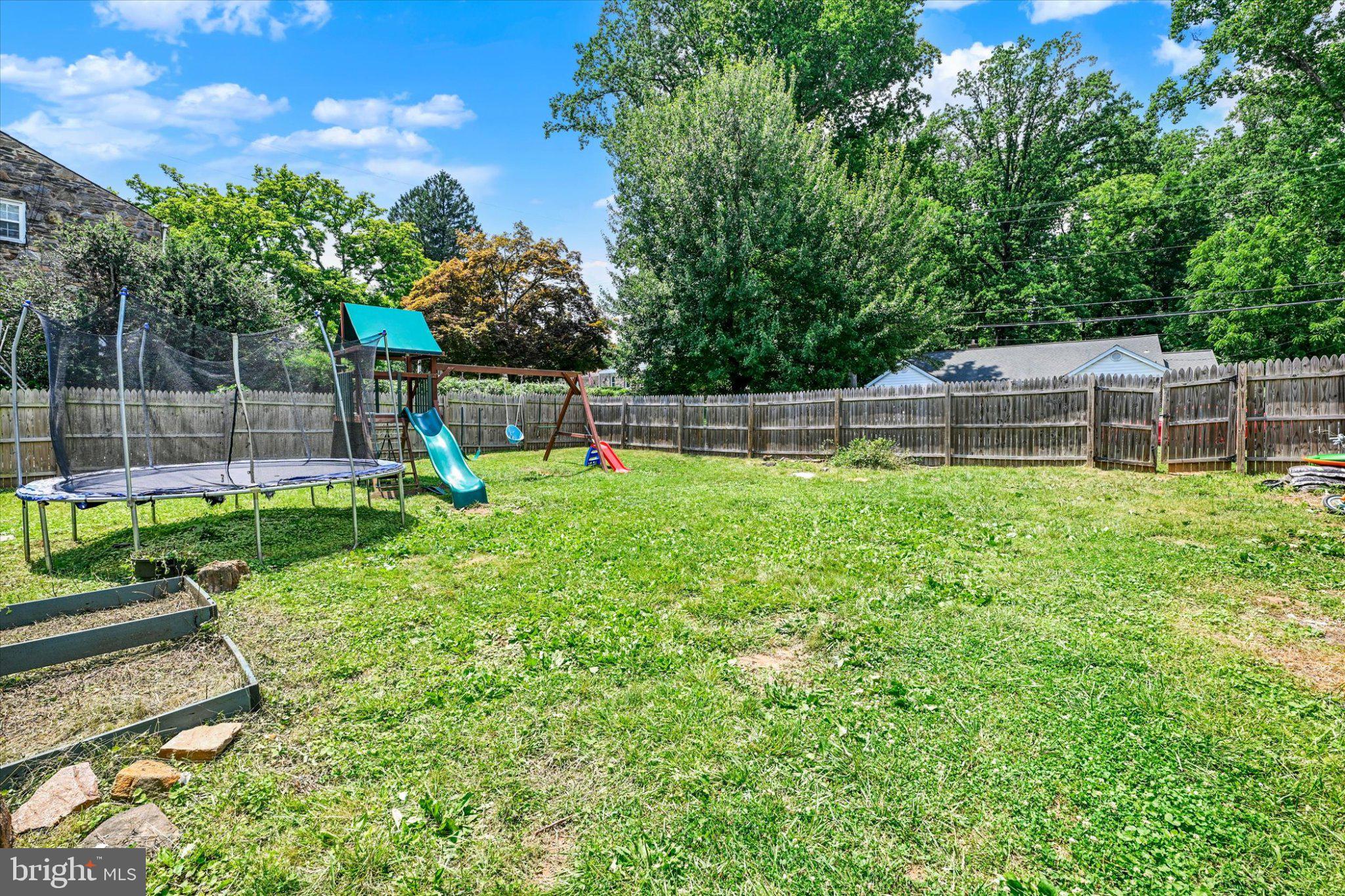 POPLAR HILL - Residential