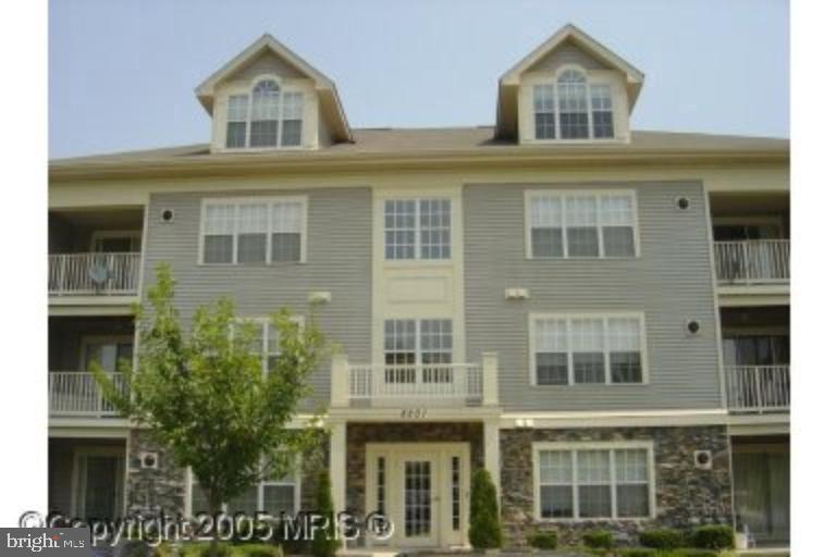 BRAND NEW HVAC UNIT, NEW WINDOWS AND NEWER ROOF.  RARELY AVAILABLE FIRST FLOOR CONDO minutes away from Mill Station, MetroCentre, and Foundry Row in sought after Stoneridge Condominiums. Extra wide 6 panel interior doors, fresh paint, and gas fireplace round out this 1208 sq. ft, 2 Bedroom, 2 Bathroom unit with large walk-in closets and fully-equipped laundry room. Fireplace and plumbing inspected and certified April 2019. New HVAC 2019, New Hot Water Expansion Tank 2019, New Windows 2018, New Roof 2015. Appliances, light fixtures, and wireless security system convey. Condo fees cover master insurance policy, water and sewer, landscaping, common area maintenance and enhancements, trash and snow removal. Don't miss out on this opportunity for stair-free living!