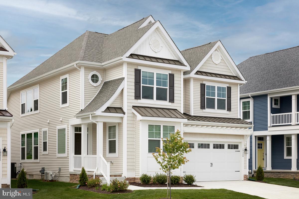 THE ESTATES AT BRIDGEWATER - Residential