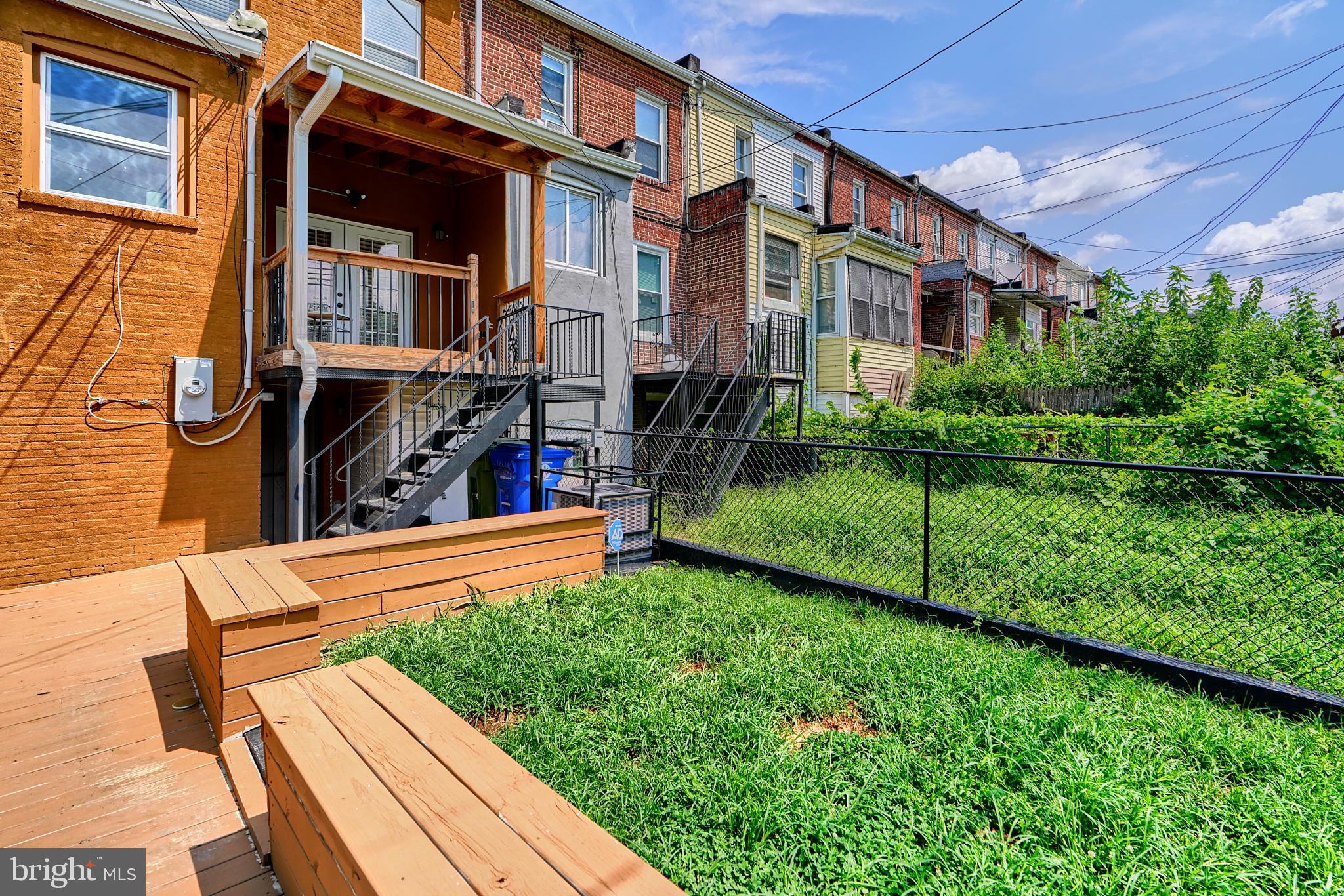 BROADWAY EAST - Residential