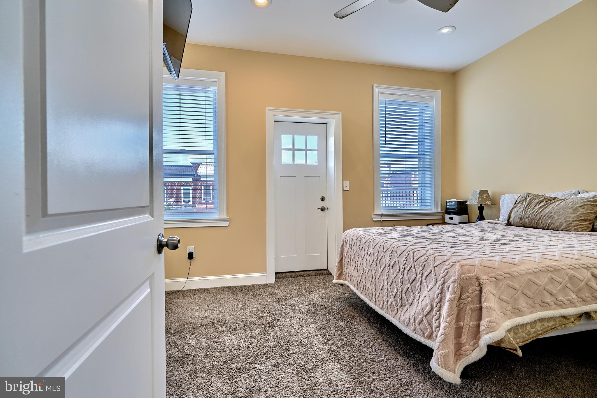 BROADWAY EAST - Residential