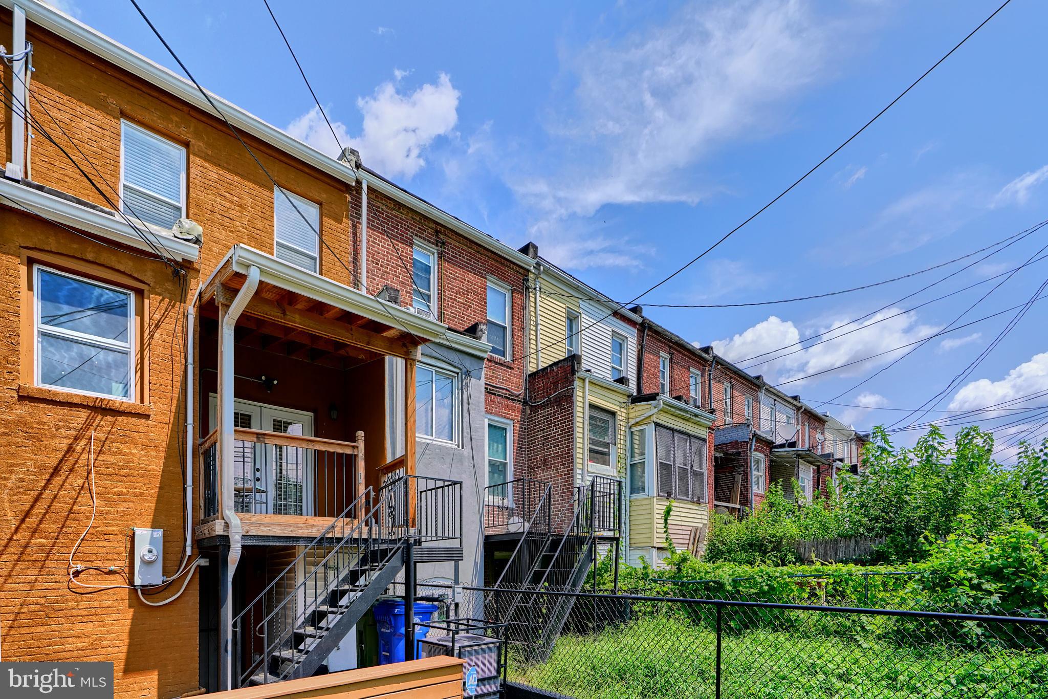 BROADWAY EAST - Residential