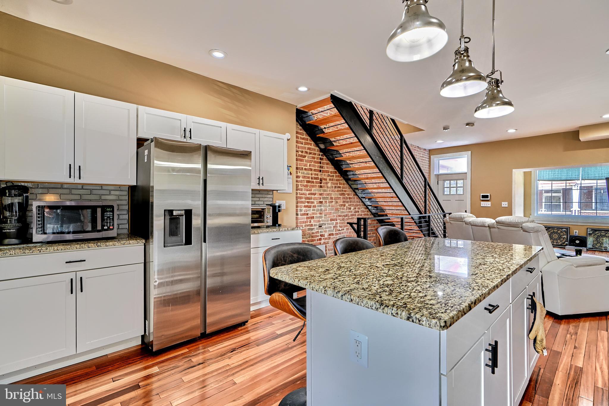 BROADWAY EAST - Residential