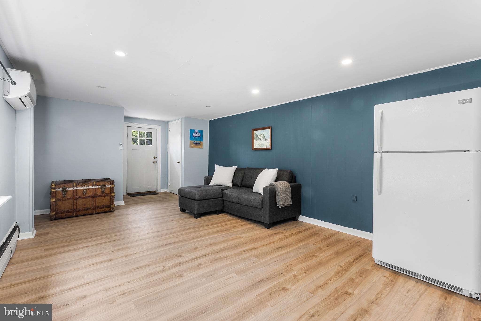 NEWTOWN HGTS - Residential