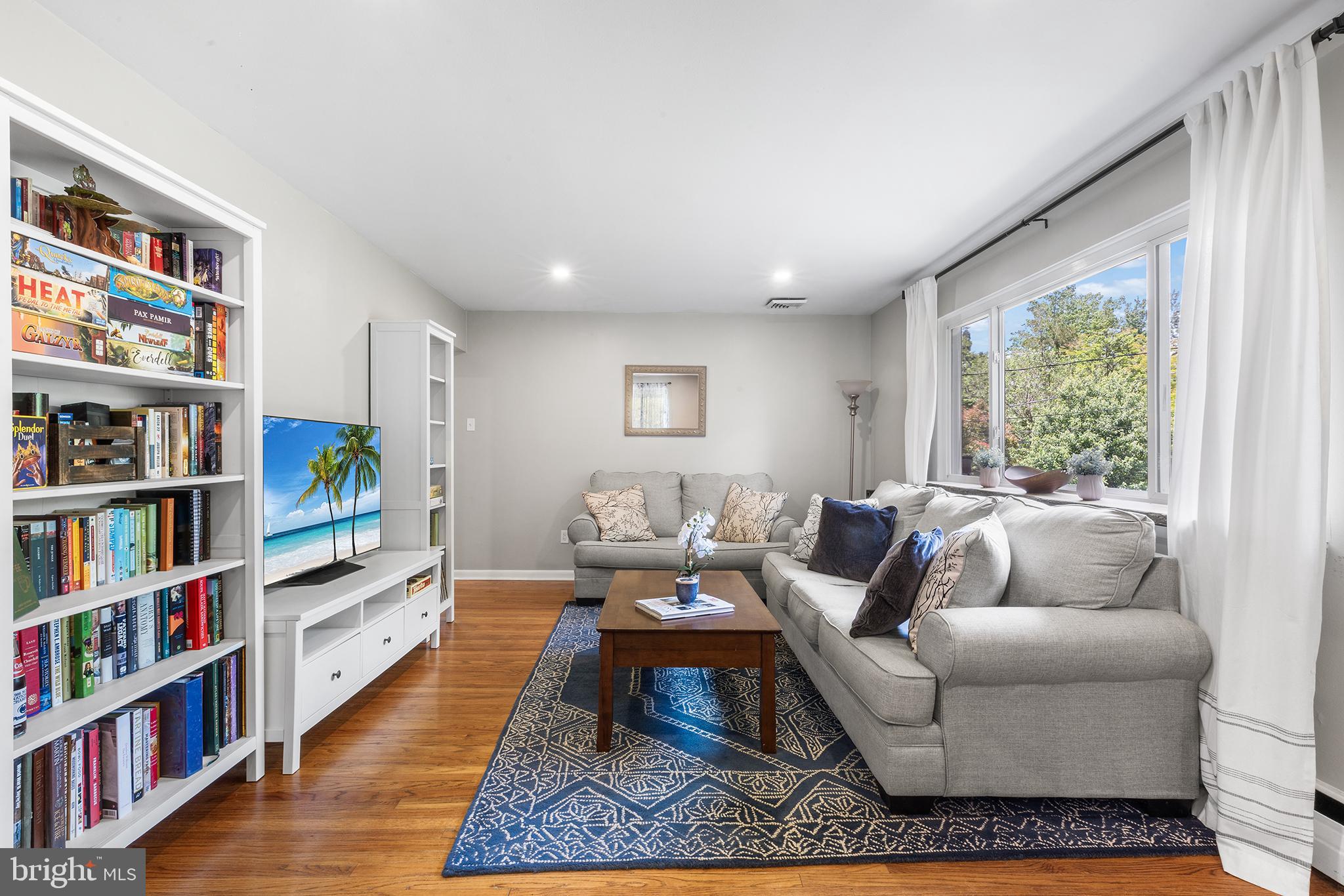 NEWTOWN HGTS - Residential