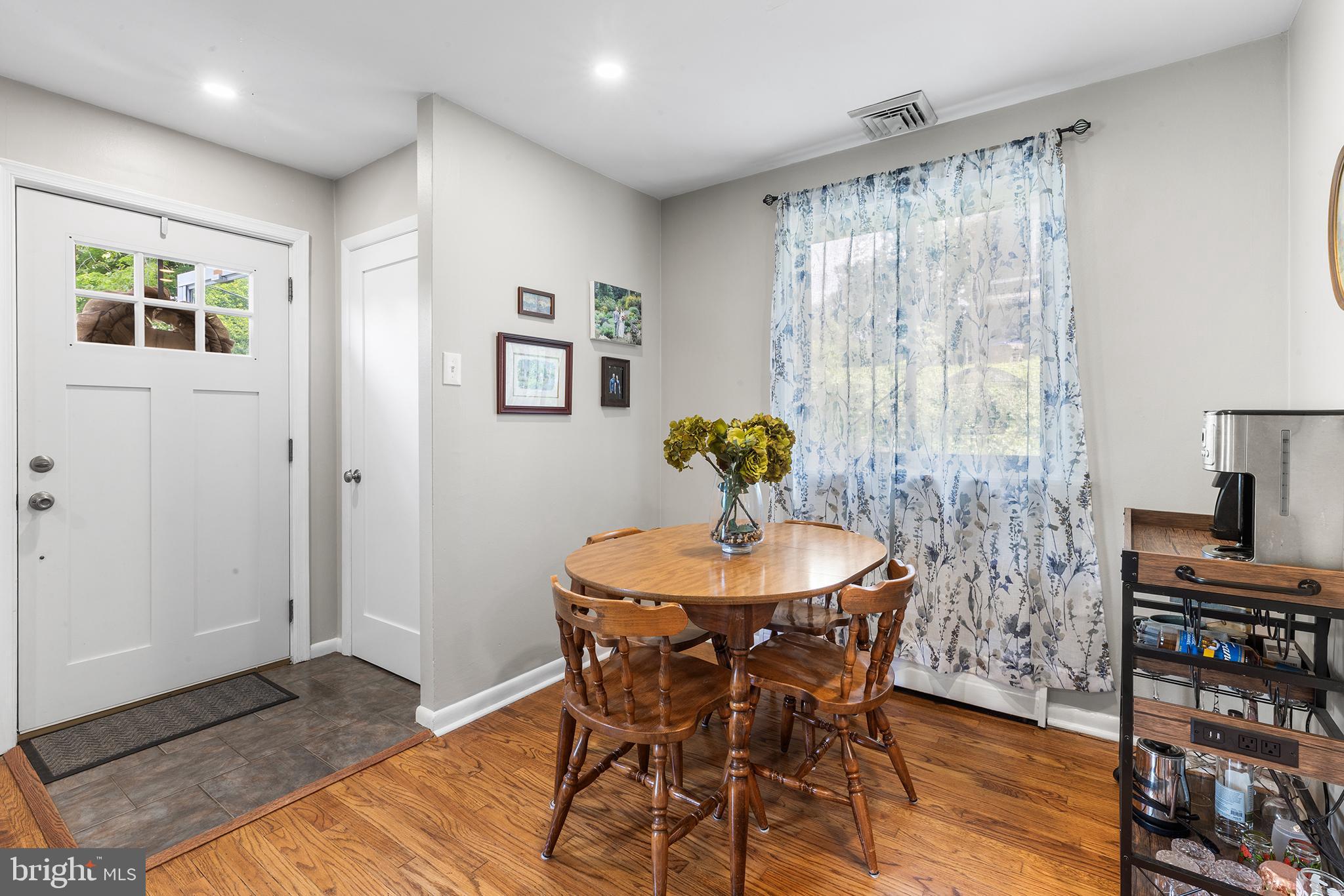 NEWTOWN HGTS - Residential