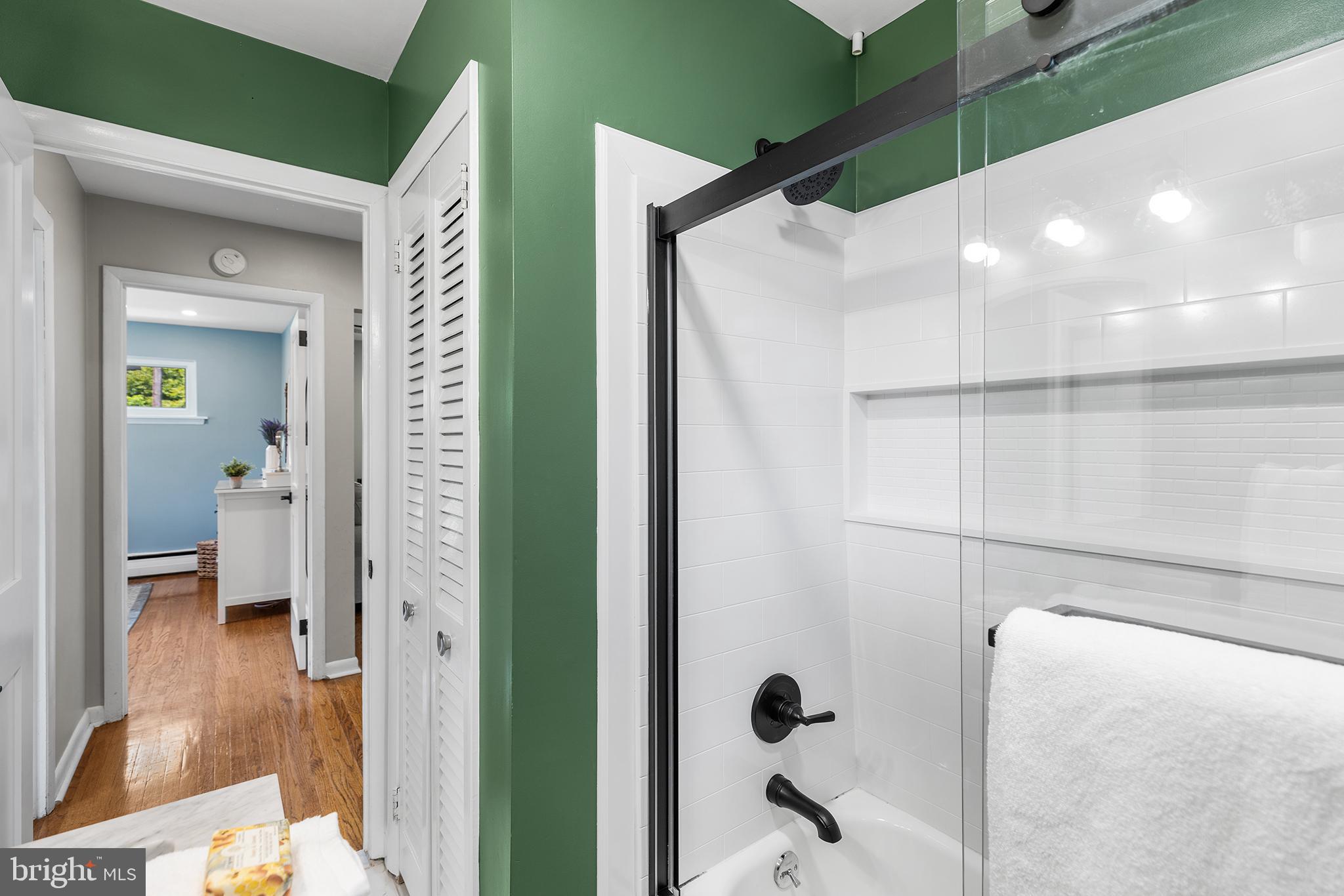 NEWTOWN HGTS - Residential
